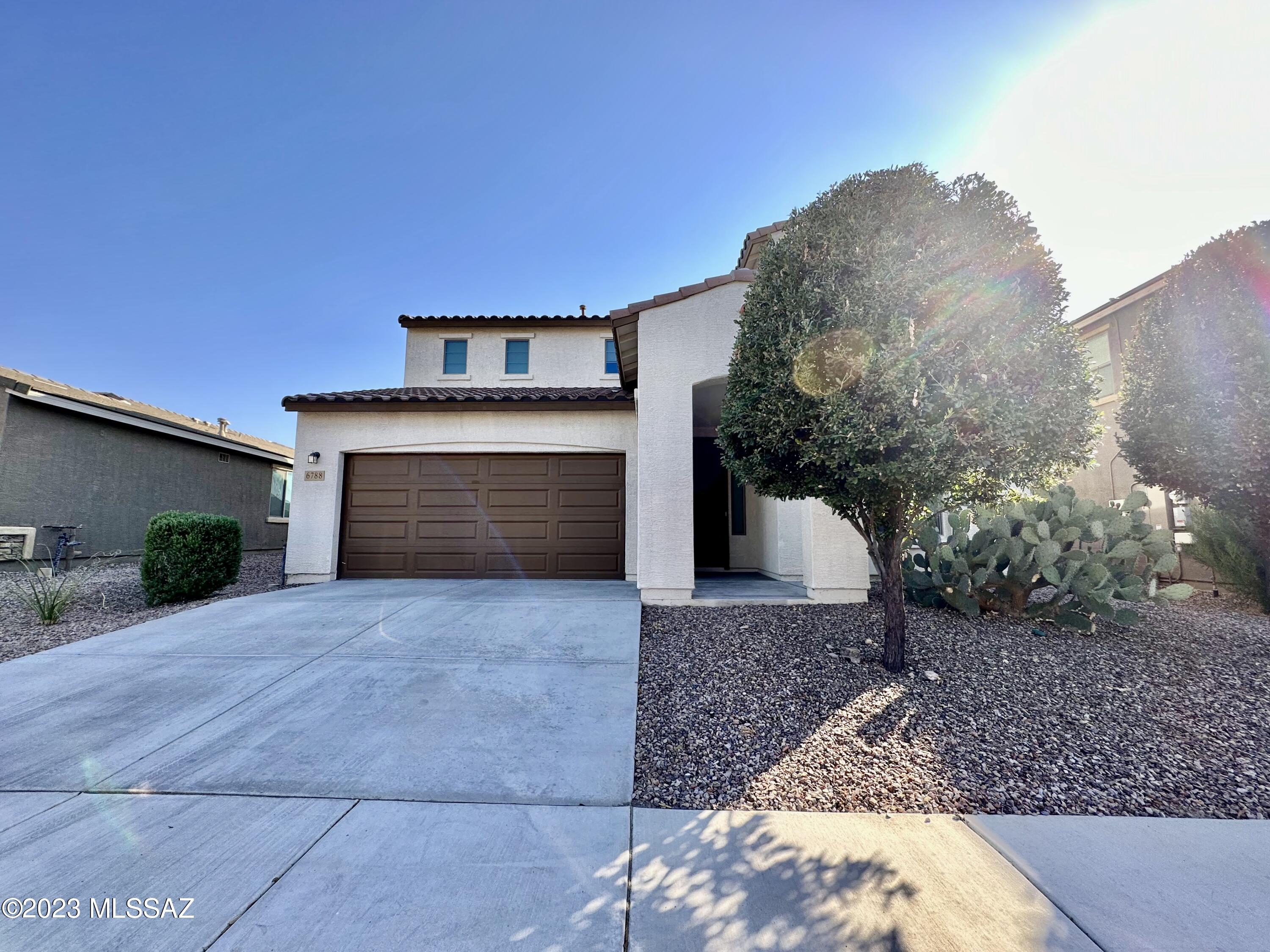 La Estancia De Tucson (331-410) - Residential Lease