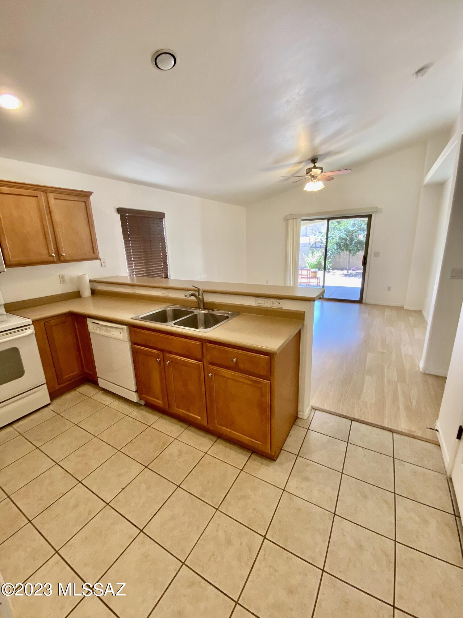 Silverbell Trails (1-42) - Residential Lease