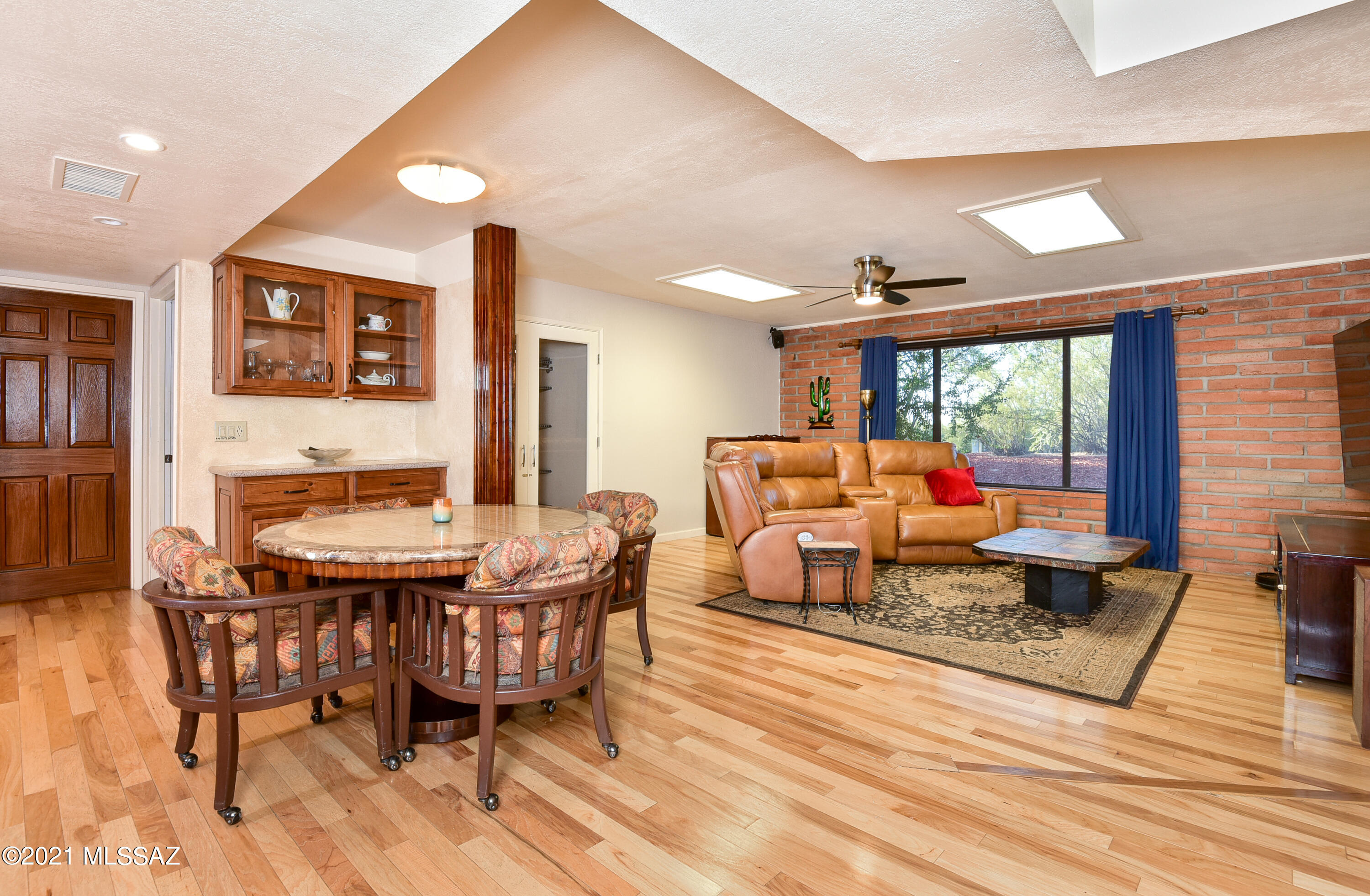 La Canada Foothills (1-75) - Residential