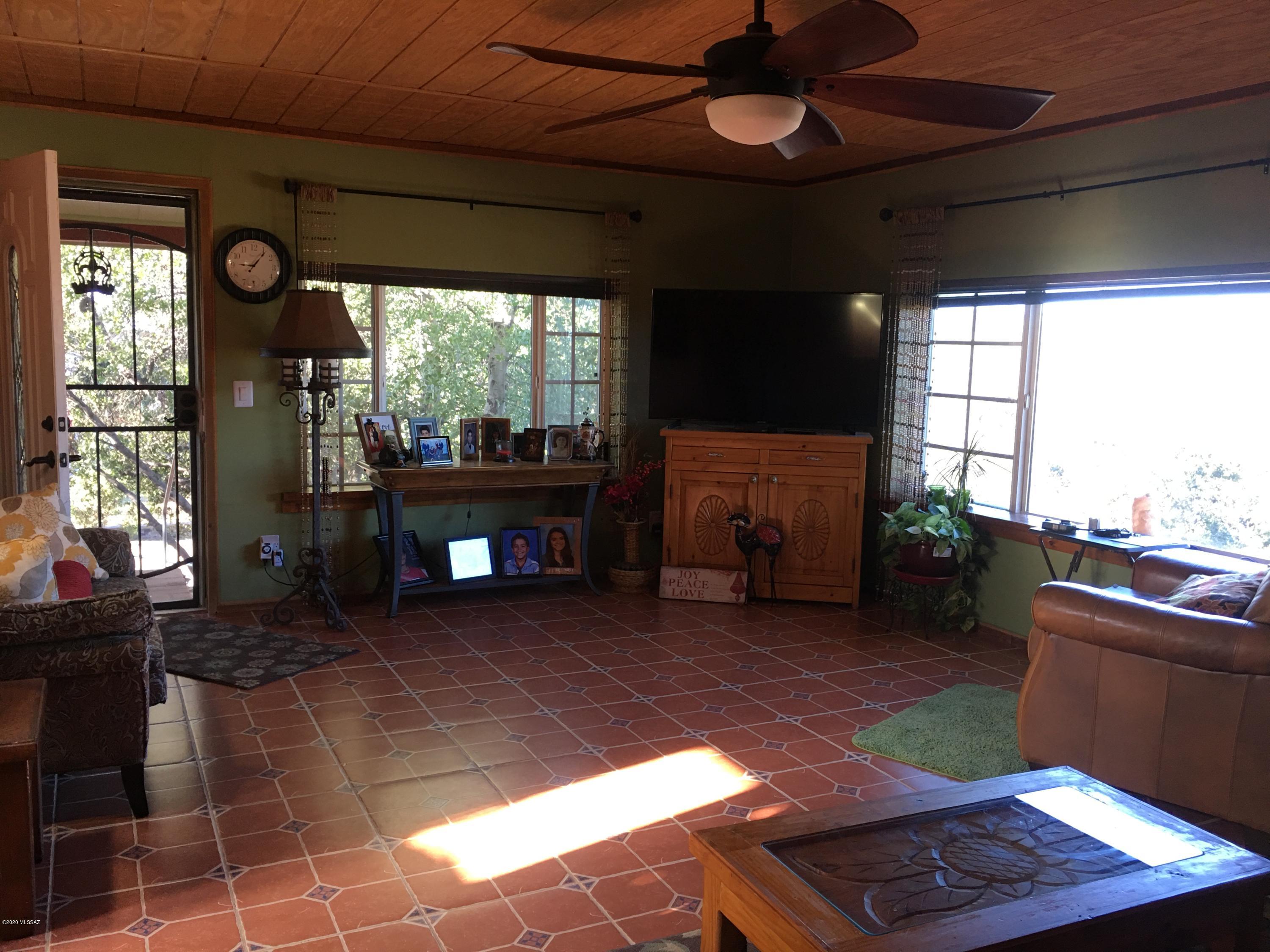 Los Robles Estates - Residential