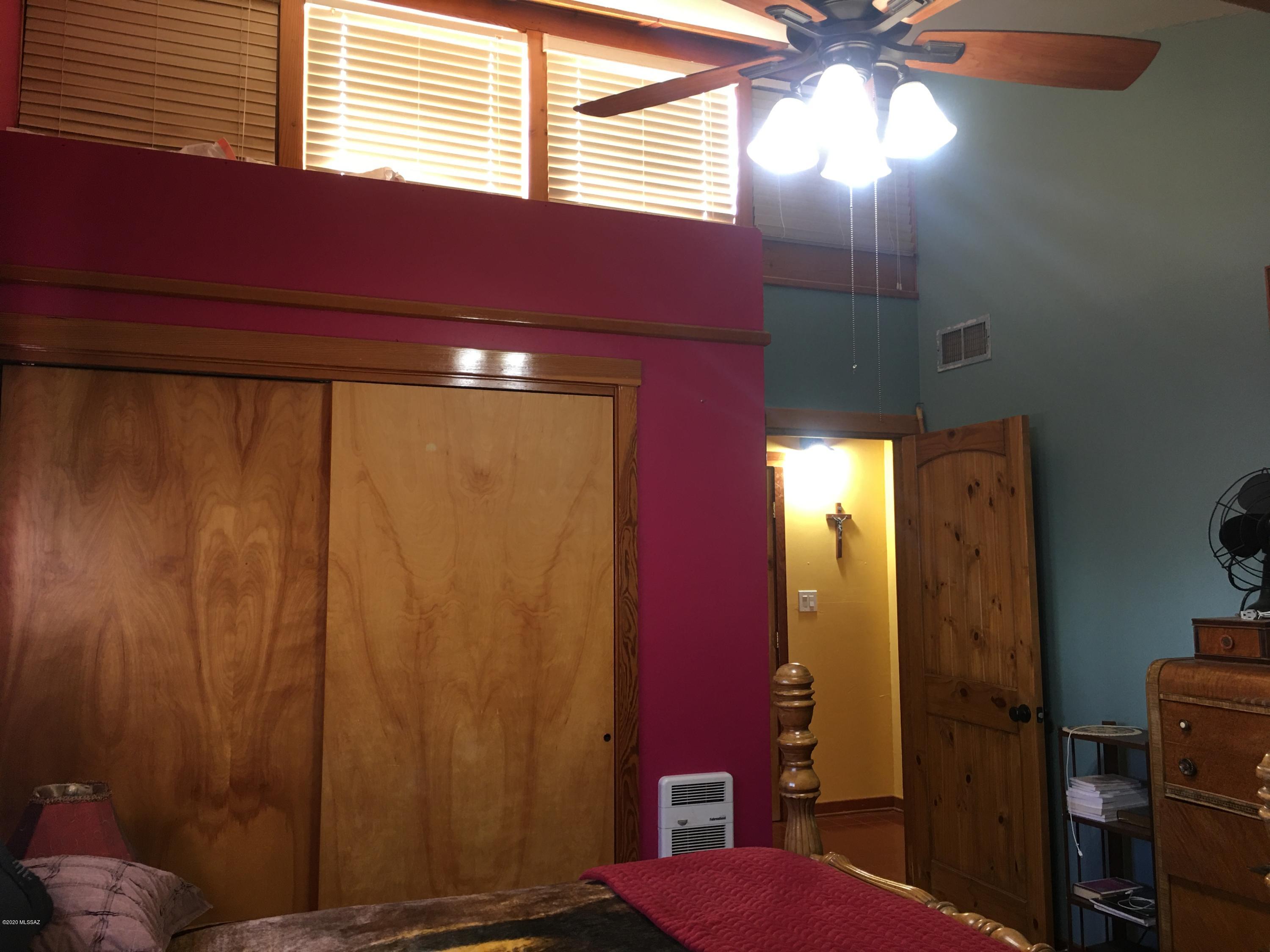 Los Robles Estates - Residential