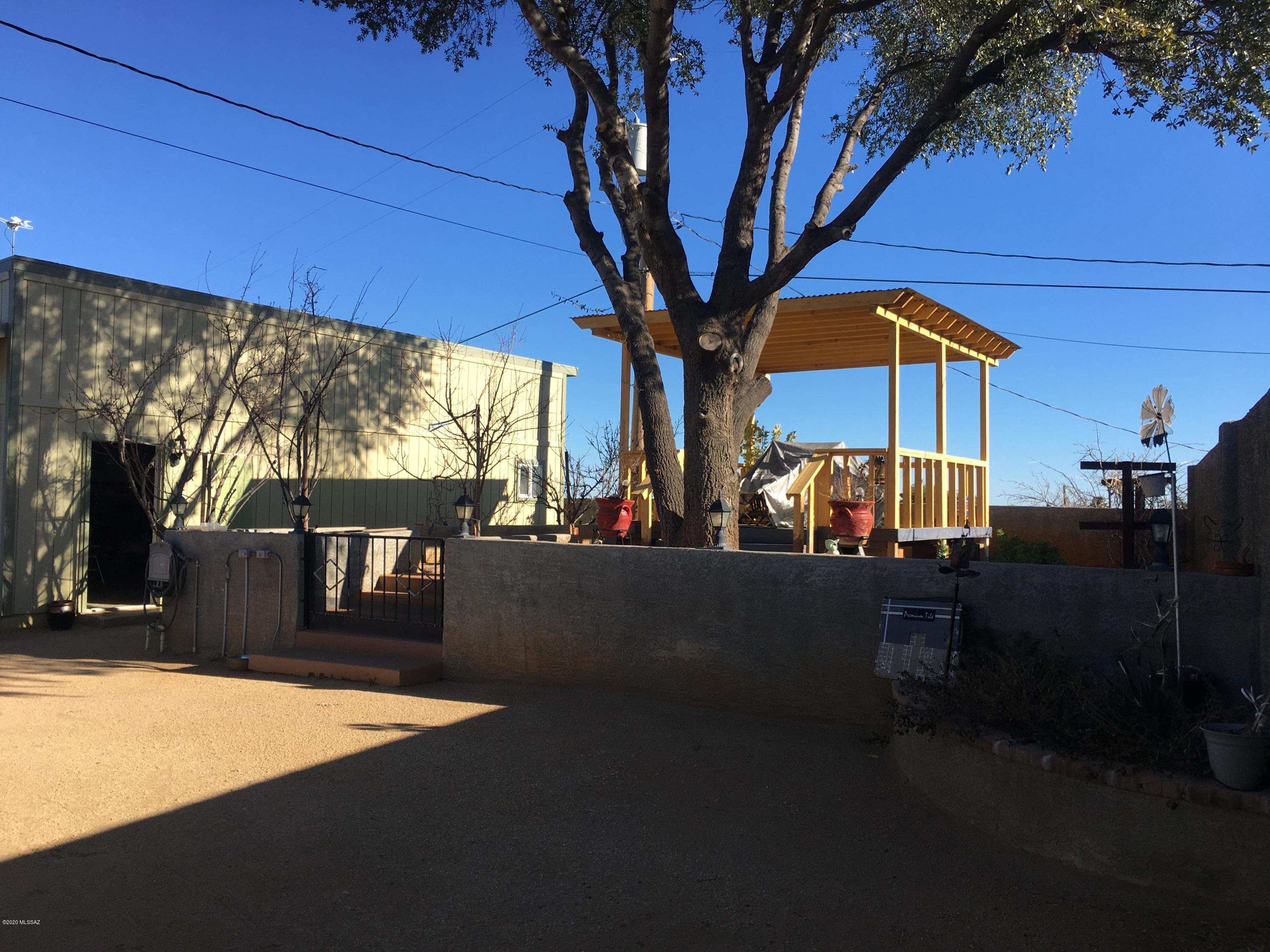 Los Robles Estates - Residential