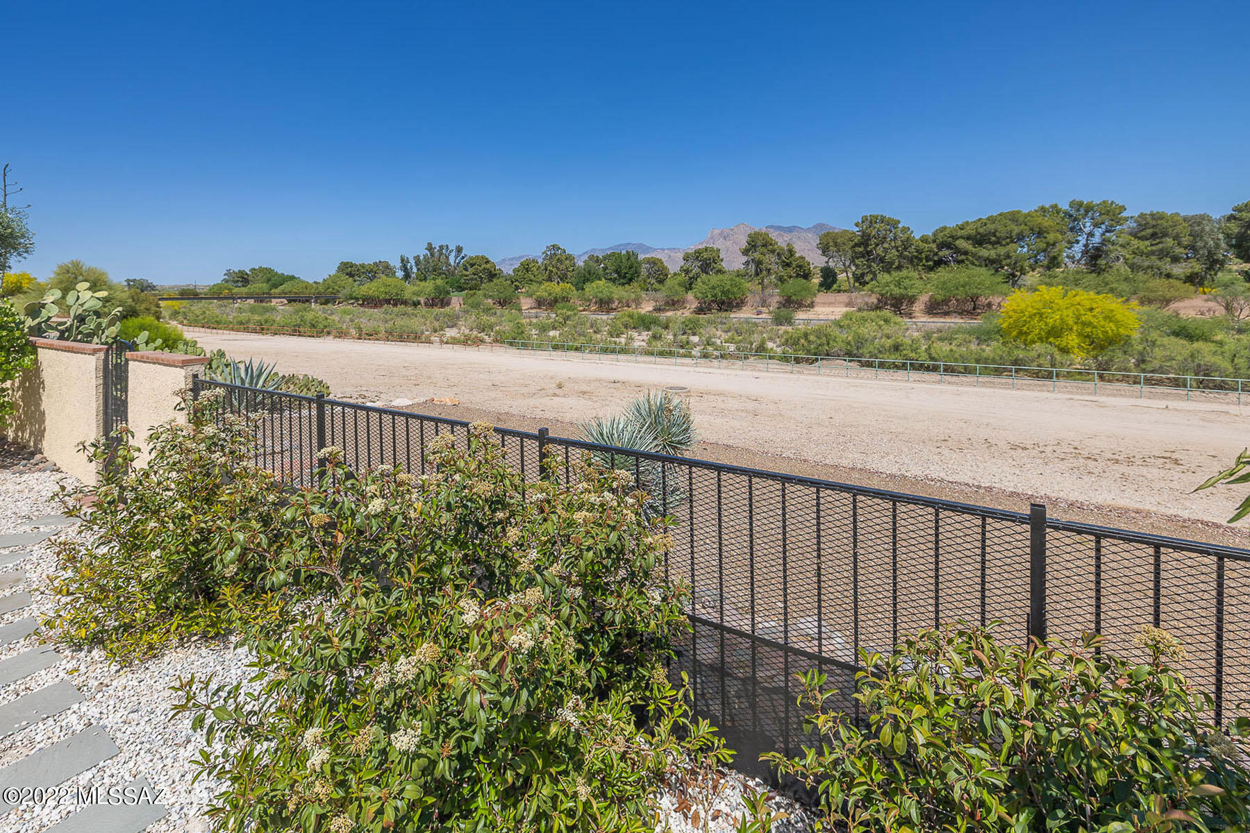 Tucson National Townhomes West(1-80) - Residential