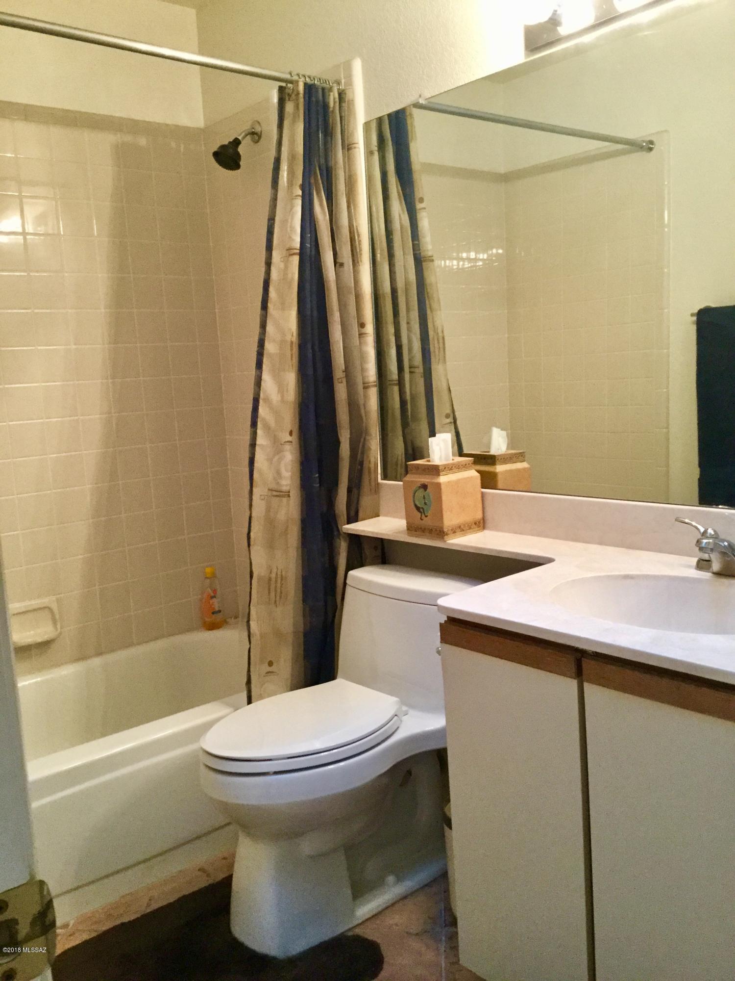 Tucson National Townhomes West II-A(1-41) - Residential