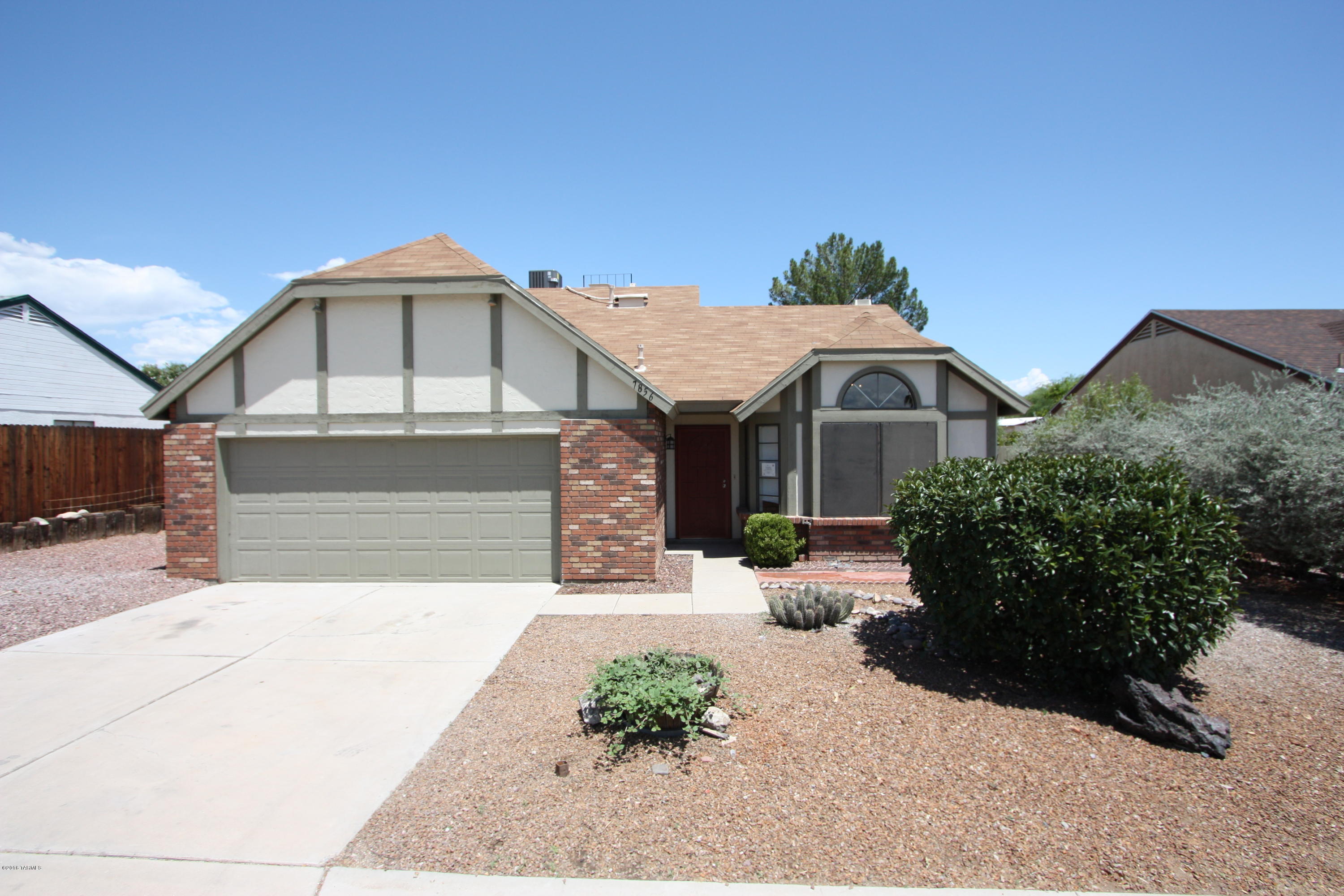 Wow!  Beautifully remodeled contemporary home in Northwest Tucson!