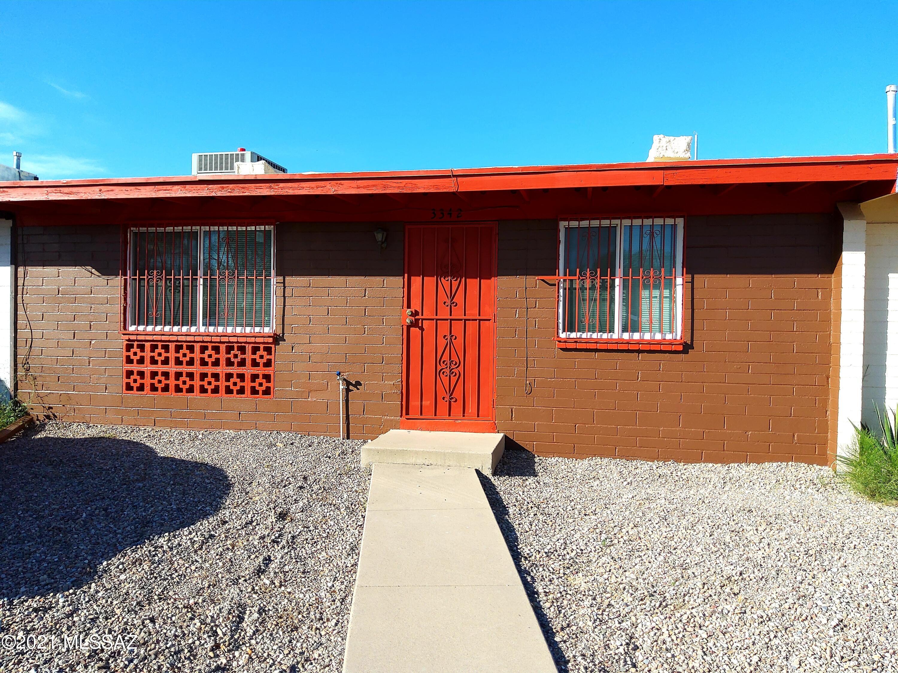 Nicely remodeled 2 bedroom  1 bath townhome on cul-de -sac.  Lush park in the back yard. Hiking trails near by.  Shopping and restaurants also near by.  NO HOA FEES OR HOA!
