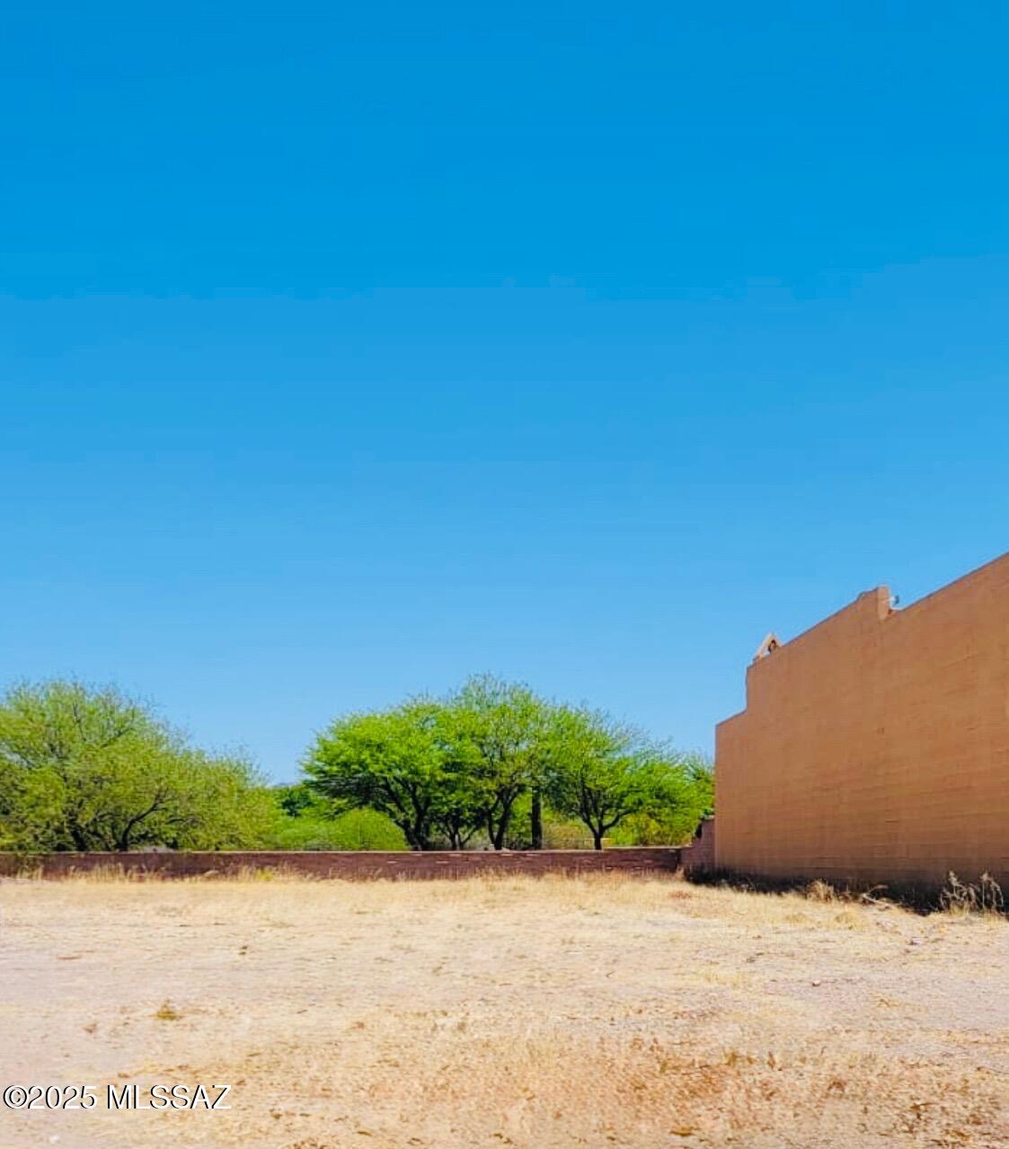 Stunning Land Lot in Tubac, Arizona - A Blank Canvas for Your Dream Home

Welcome to this beautiful land lot in the heart of Tubac, Arizona, where possibilities are endless. This prime parcel offers a perfect opportunity to build the home you've always envisioned, with utilities conveniently located at the lot line, making your construction process even easier.

Nestled in this charming and historic community, you'll enjoy the serene desert landscape, breathtaking mountain views, and proximity to the vibrant Tubac village with its unique shops, galleries, and world-class dining. Whether you're dreaming of a peaceful retreat or a stylish, modern residence, this lot offers the ideal setting for your vision.