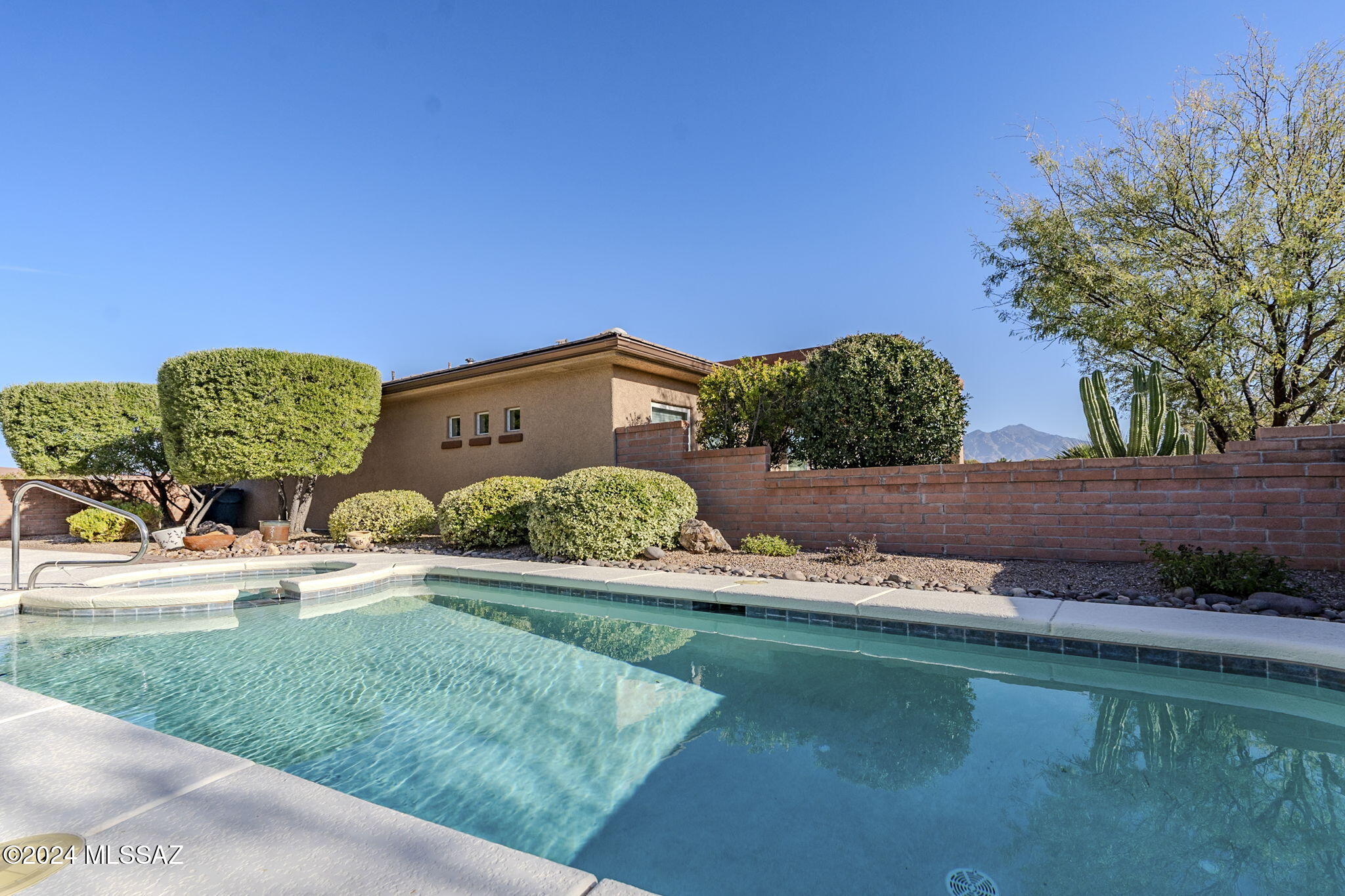 San Ignacio Vistas II (1-118) - Residential