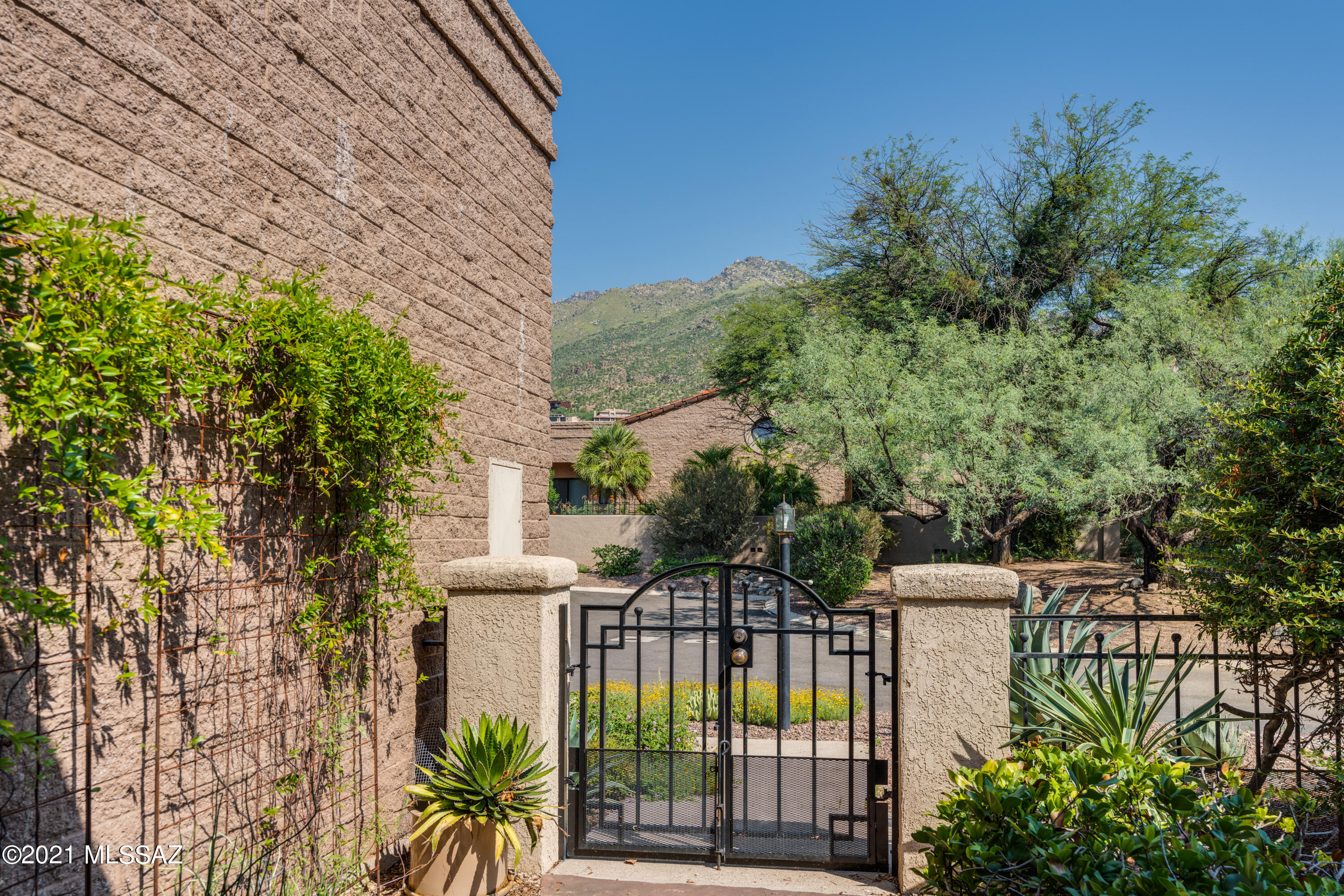 Ventana Serena (1-46) - Residential