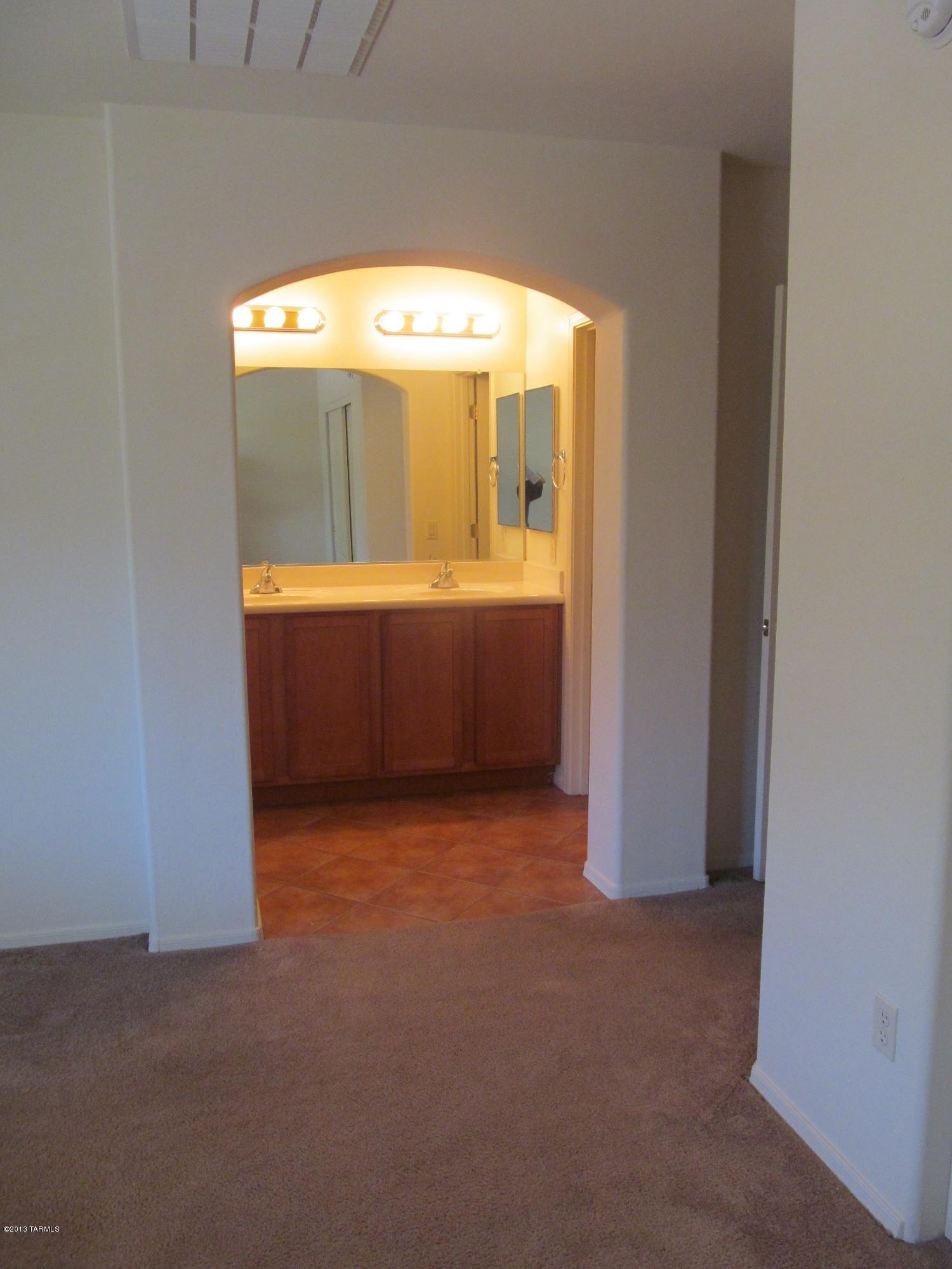 Rivers Edge (1-69) - Residential Lease