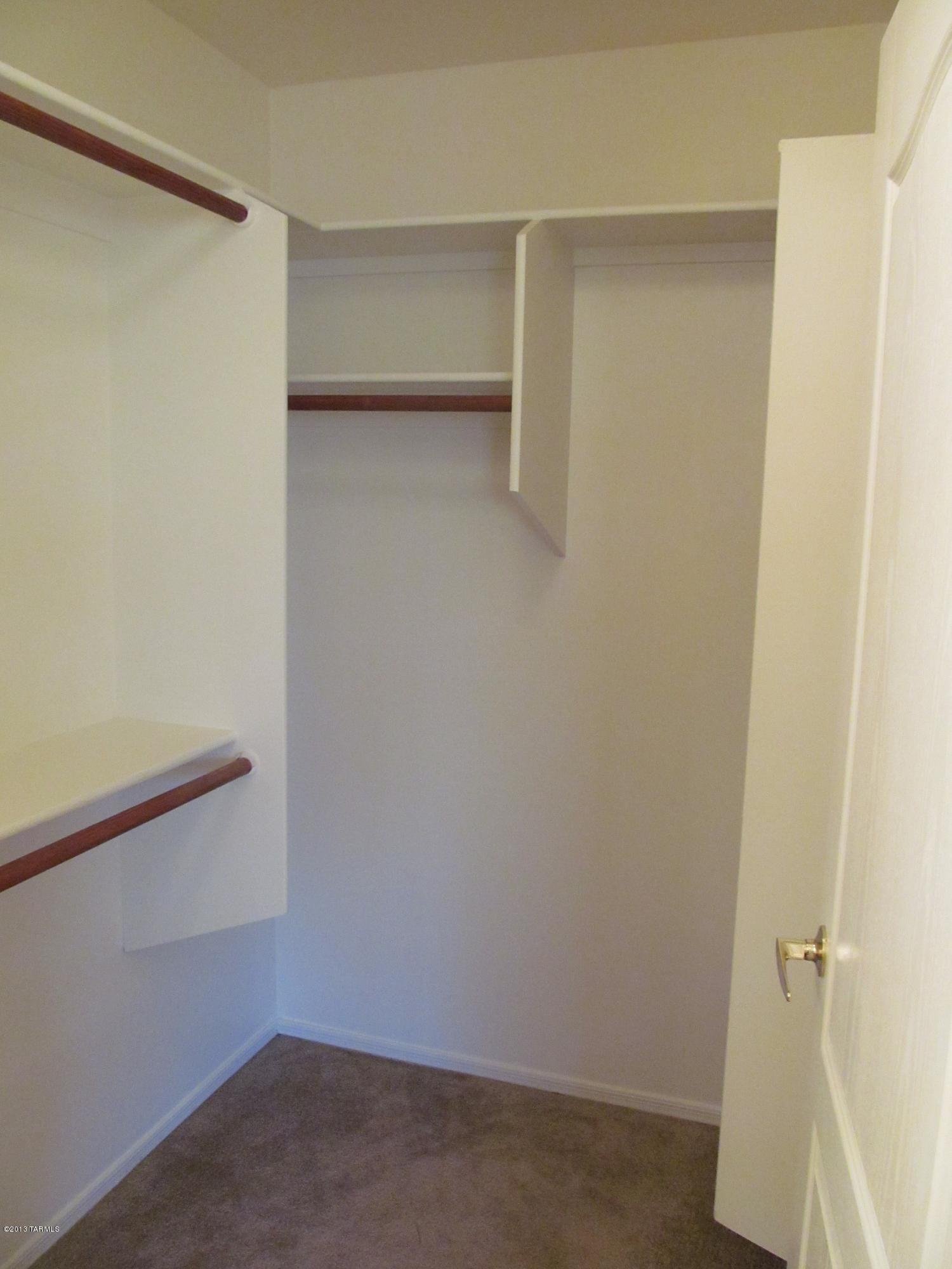 Rivers Edge (1-69) - Residential Lease