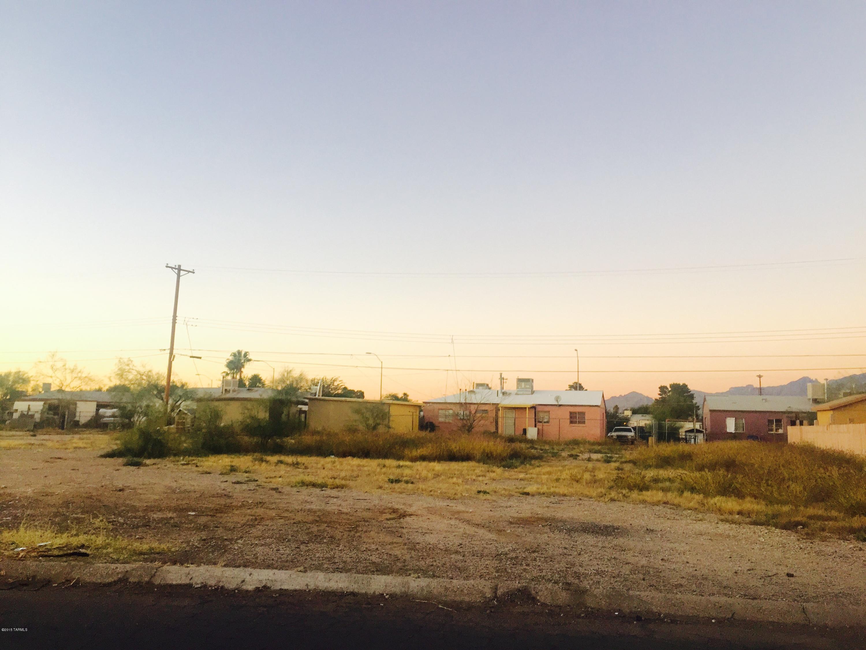 Don't miss out on this fantastic opportunity!! 3 lots ready for a residential income, single family or a manufactured home. All zoned R-2 & are included in the sale & price. 2541 (132-11-004C) & 2547(132-11-003C) E Pinal Vista. Tucson,AZ 85713.