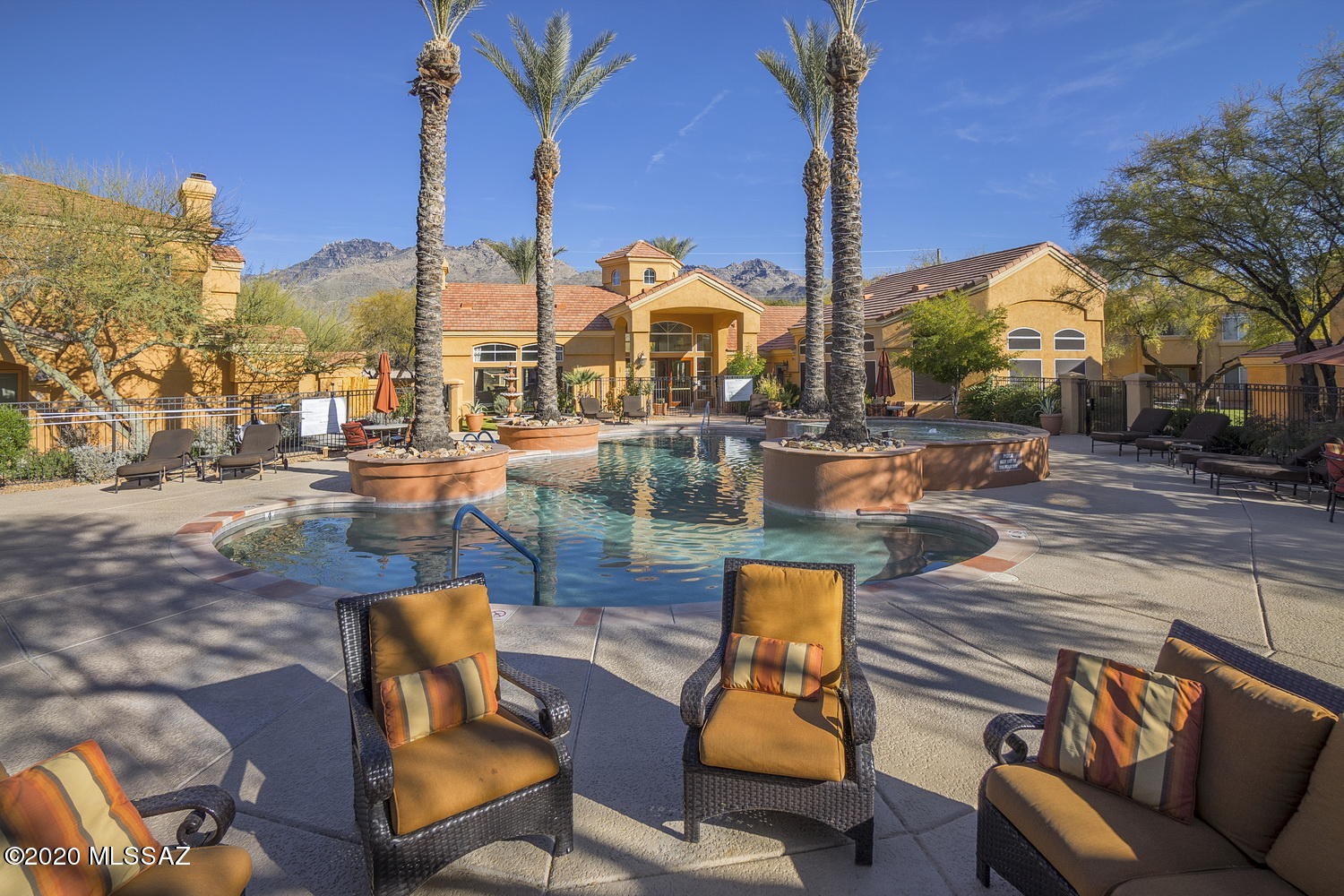 Pinnacle Canyon Condominium - Residential