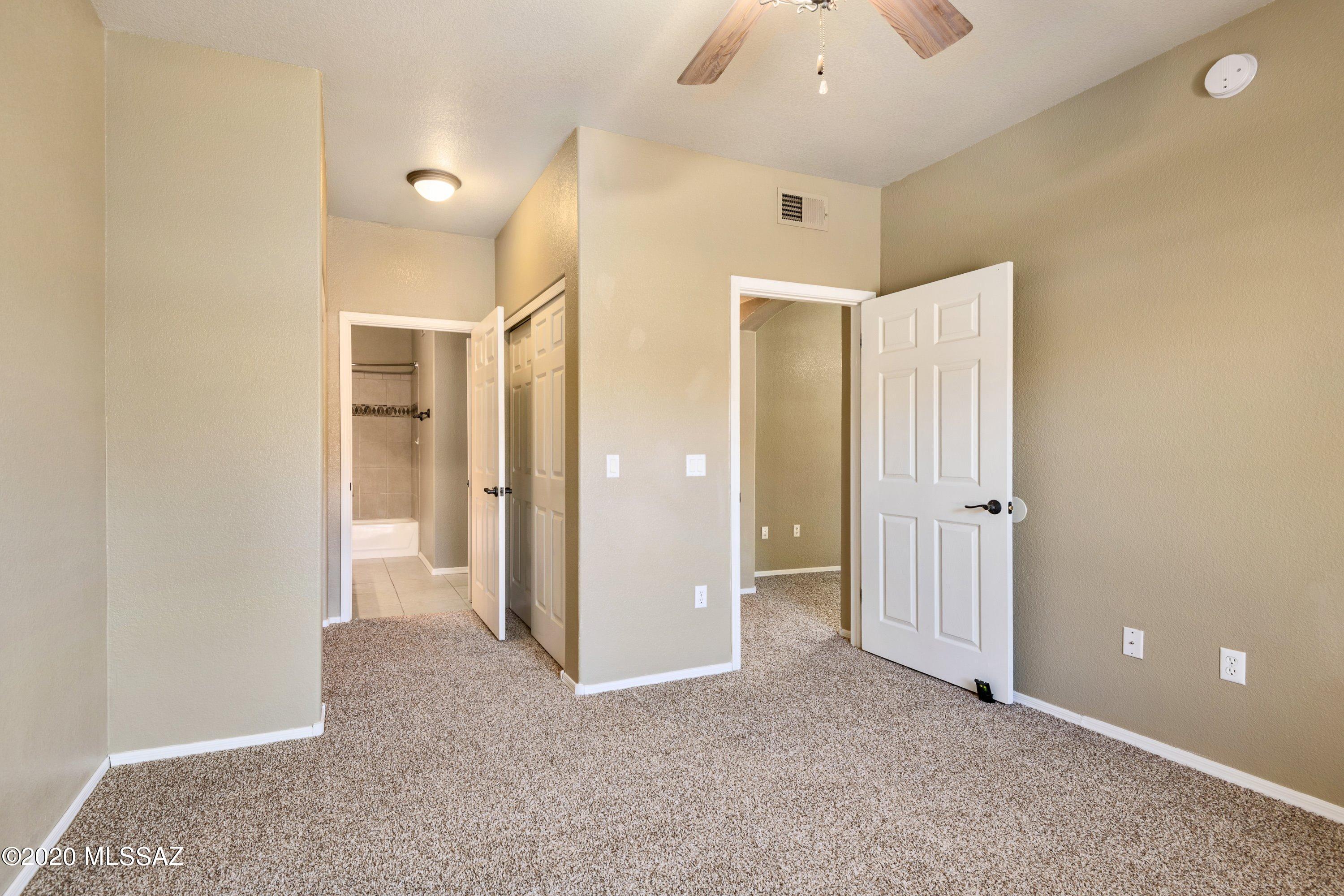 Pinnacle Canyon Condominium - Residential