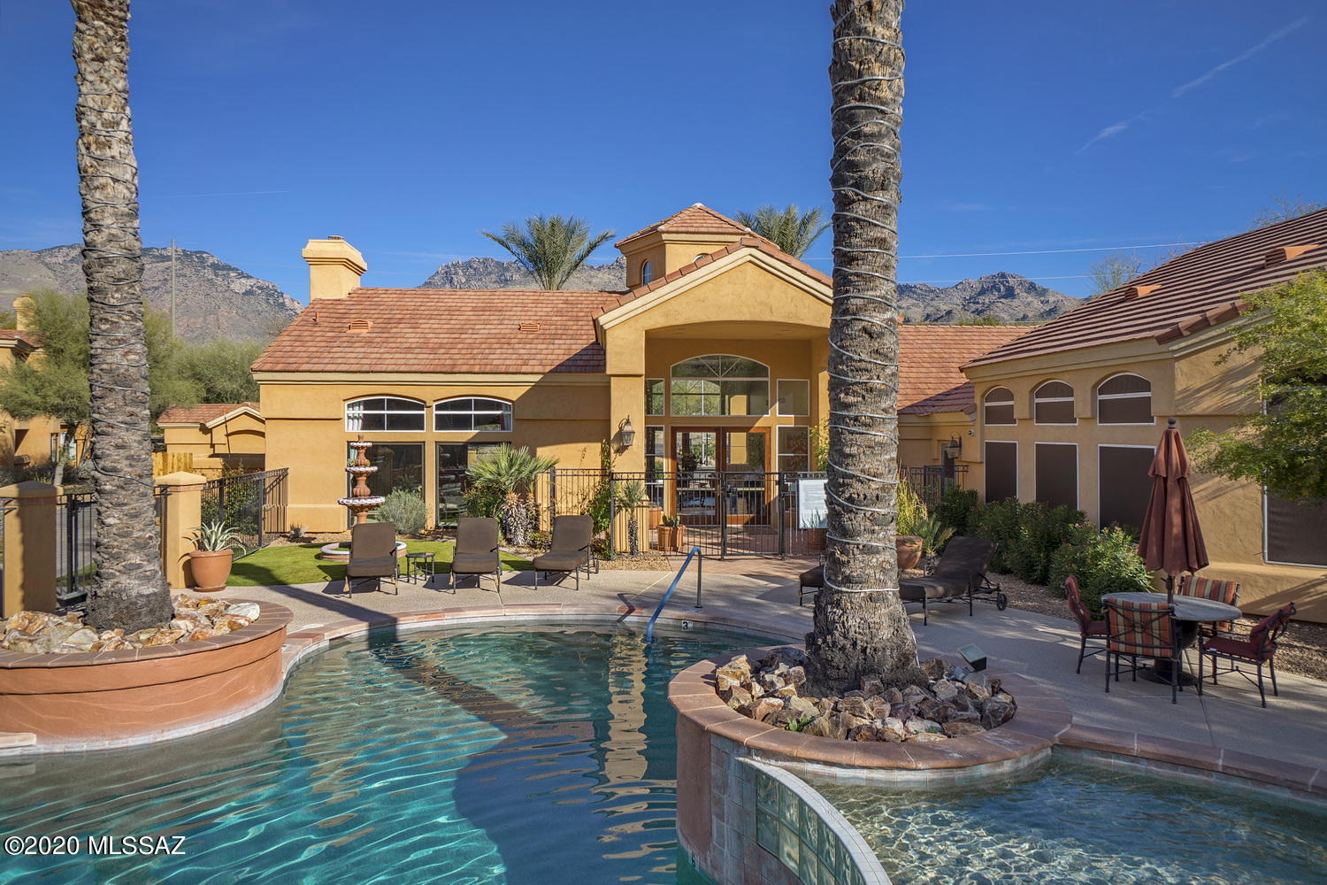 Pinnacle Canyon Condominium - Residential