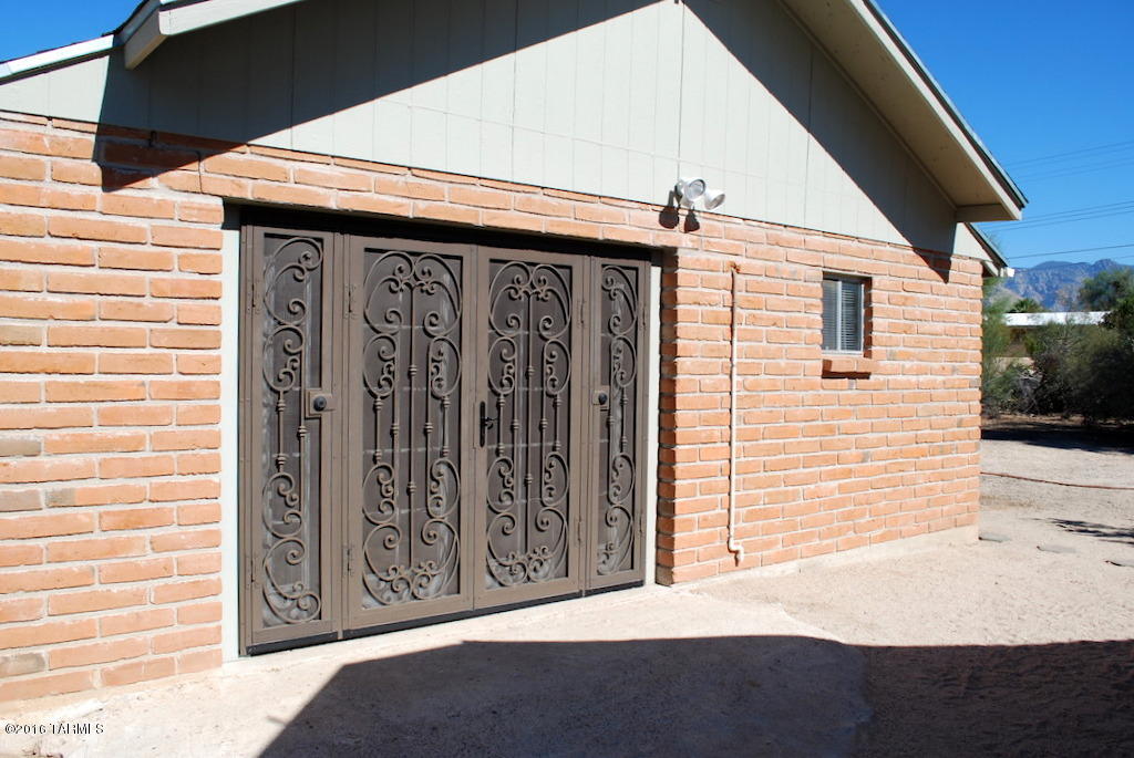 Casas Adobes Estates (501-540) - Residential Lease