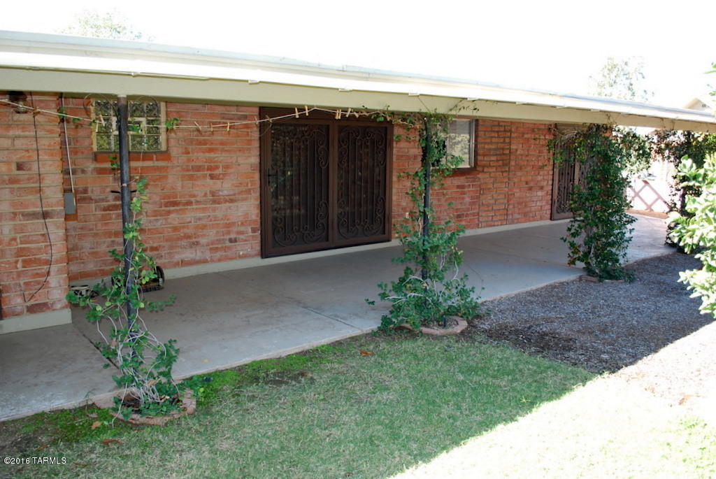 Casas Adobes Estates (501-540) - Residential Lease