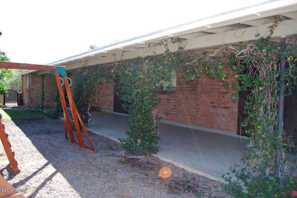 Casas Adobes Estates (501-540) - Residential Lease