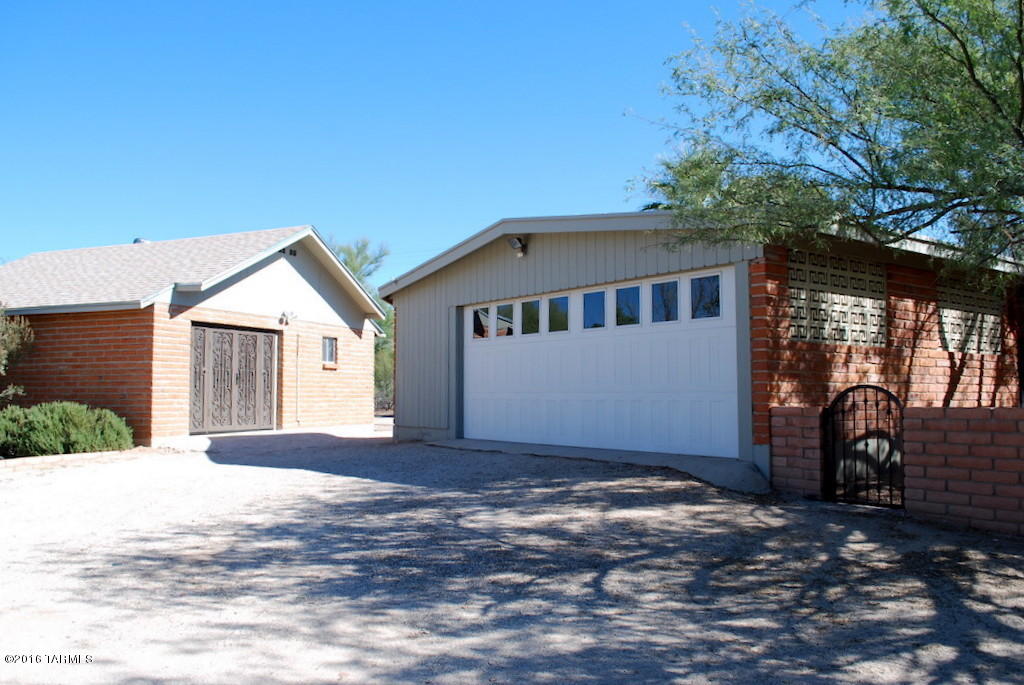 Casas Adobes Estates (501-540) - Residential Lease