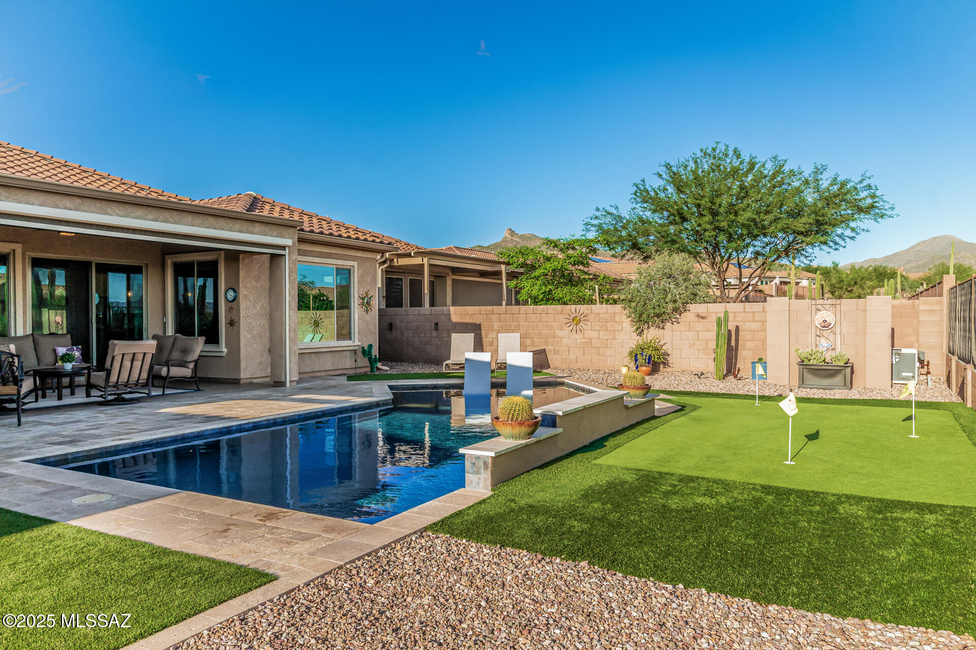 Del Webb At Dove Mountain VI - Residential