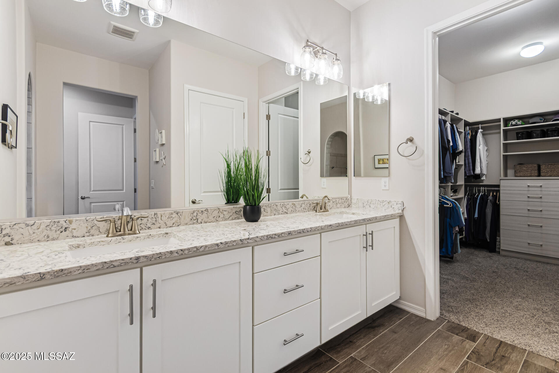 Del Webb At Dove Mountain VI - Residential