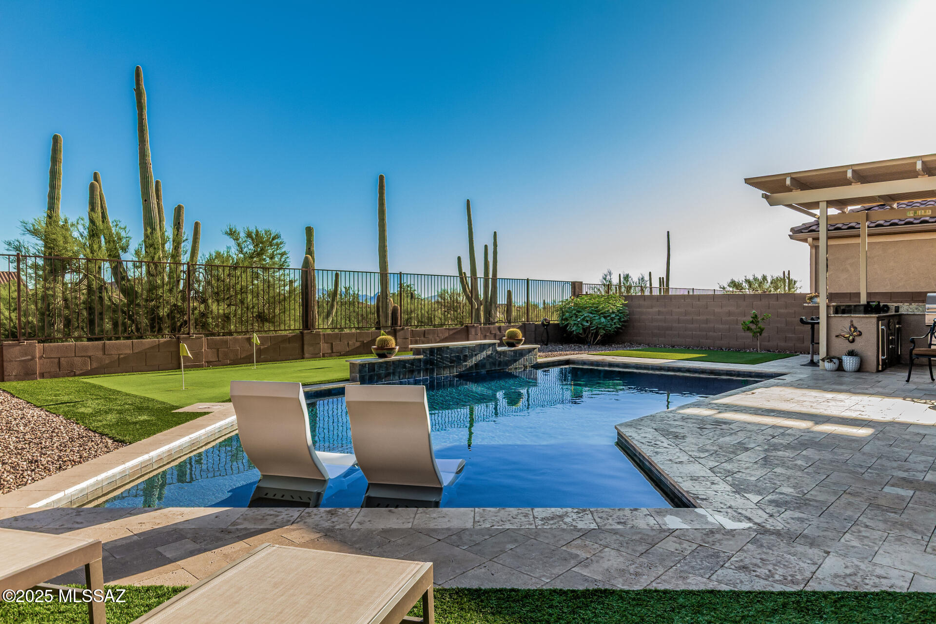Del Webb At Dove Mountain VI - Residential