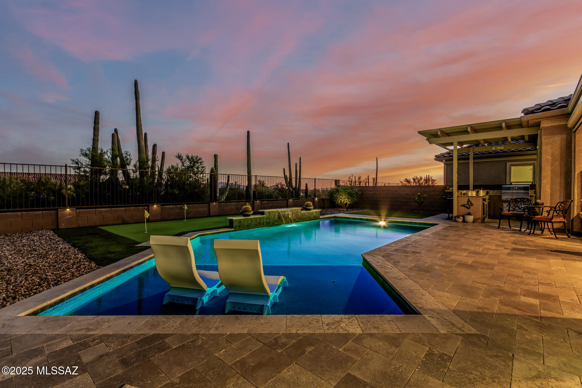 Del Webb At Dove Mountain VI - Residential