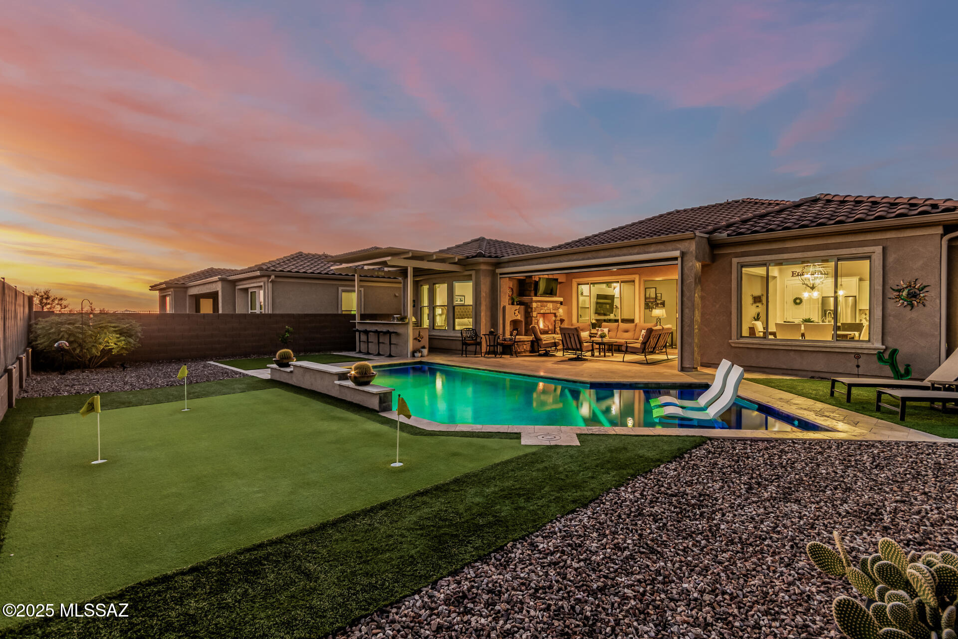 Del Webb At Dove Mountain VI - Residential