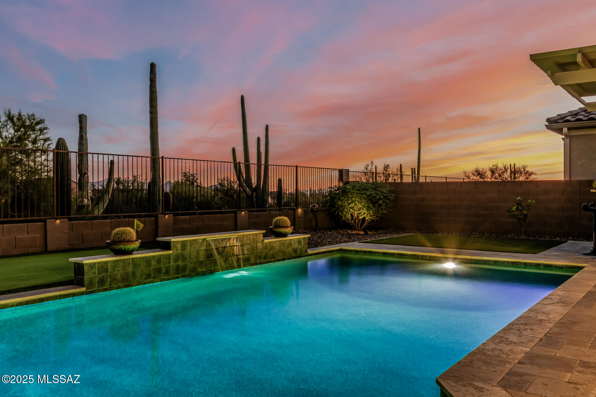 Del Webb At Dove Mountain VI - Residential
