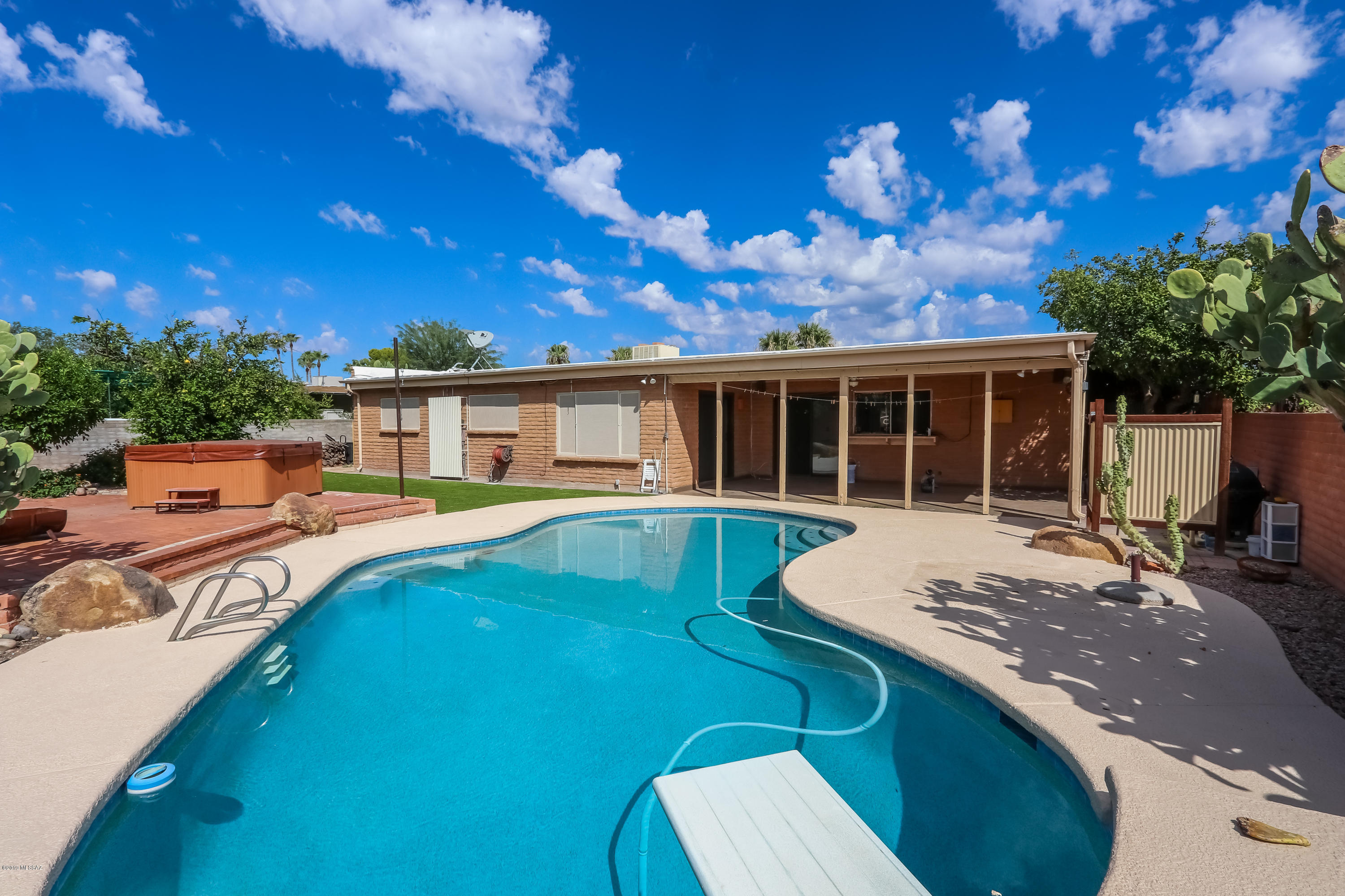 Kingswood Unit 1 (80-165) - Residential