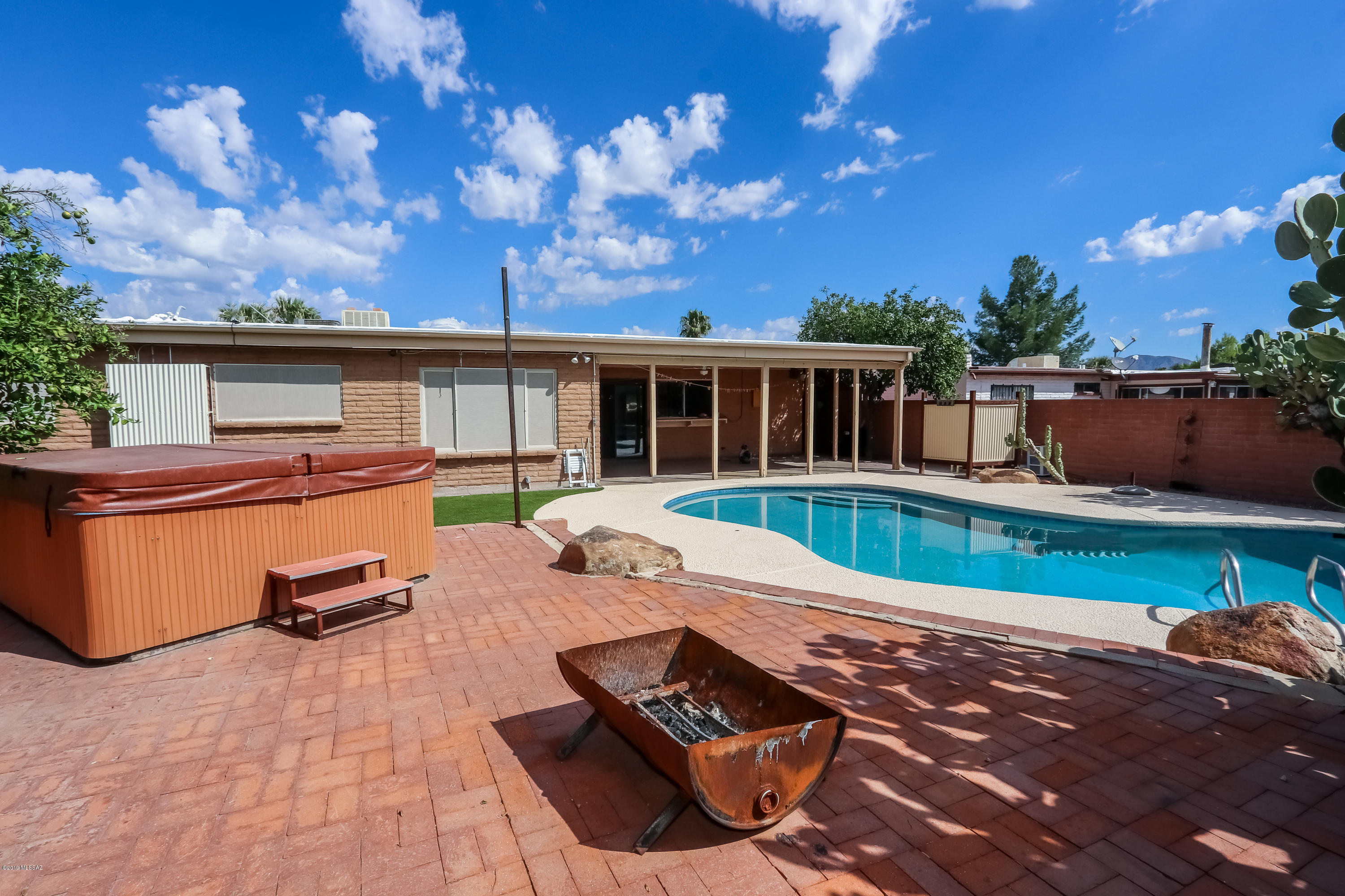 Kingswood Unit 1 (80-165) - Residential