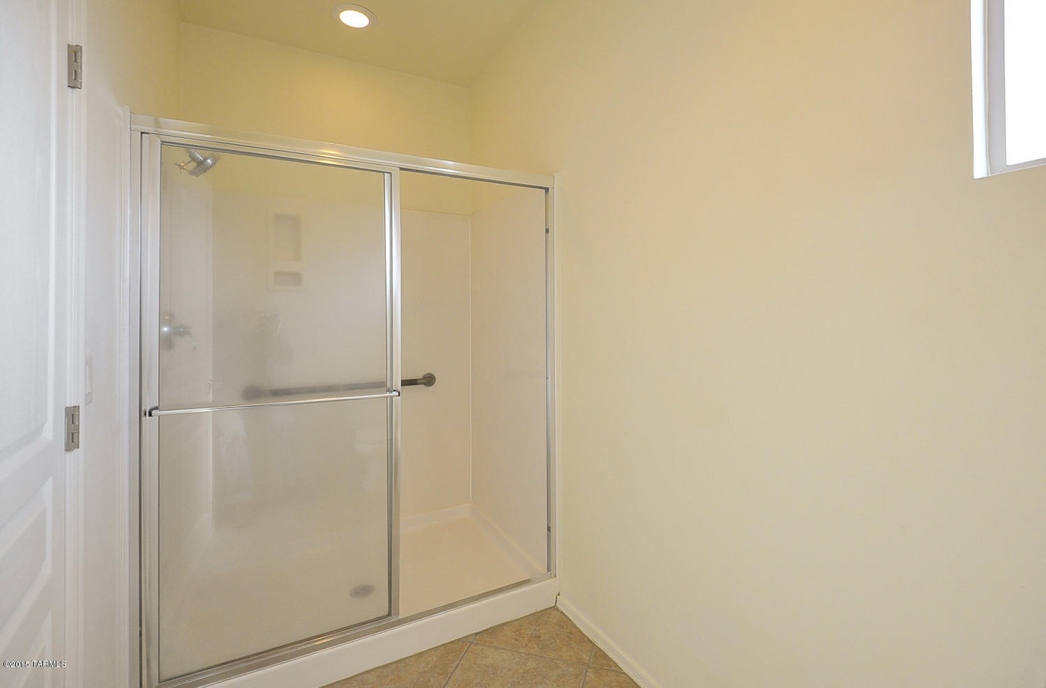 Centennial Terraces (1-17) - Residential Lease