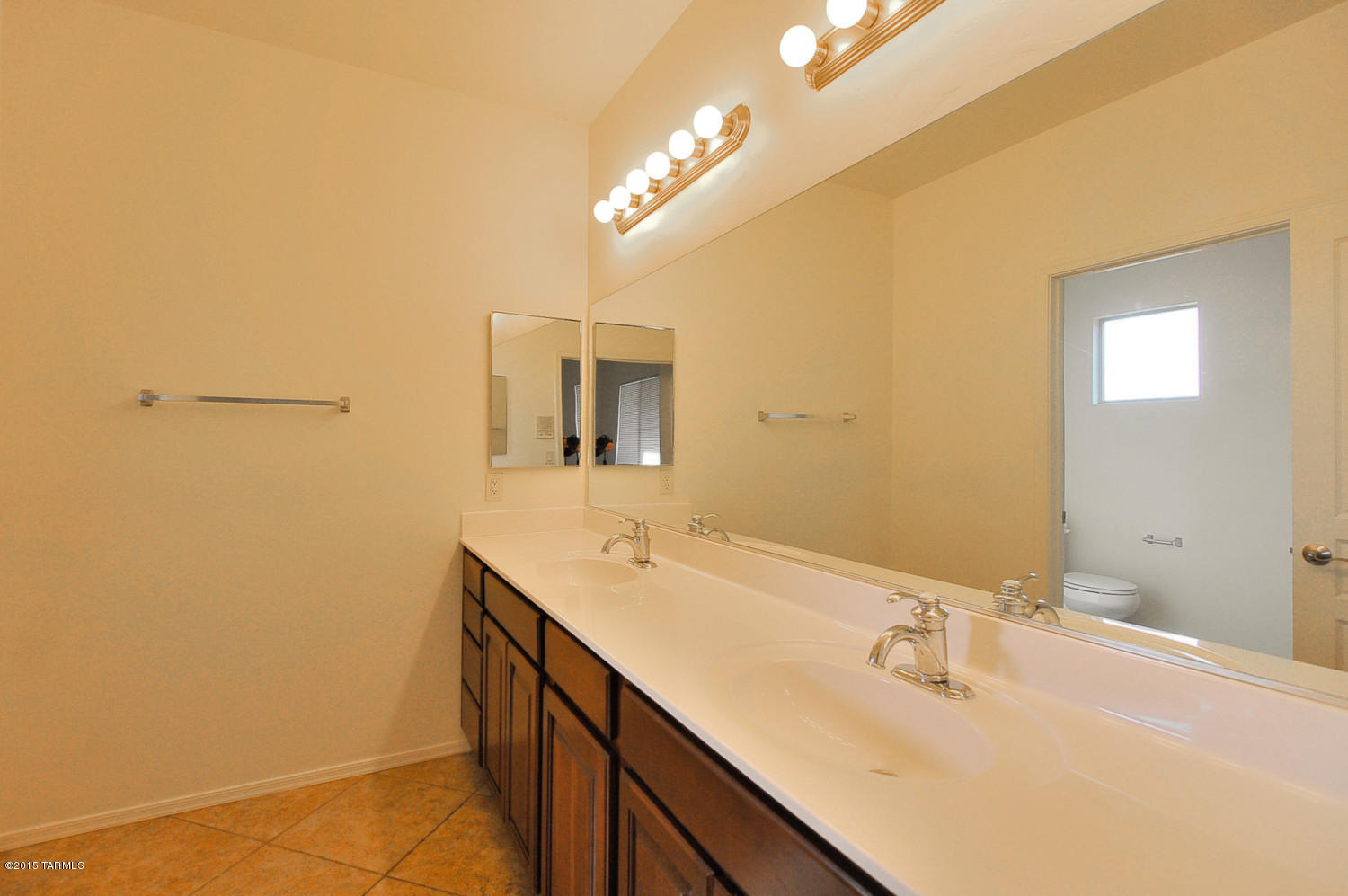 Centennial Terraces (1-17) - Residential Lease