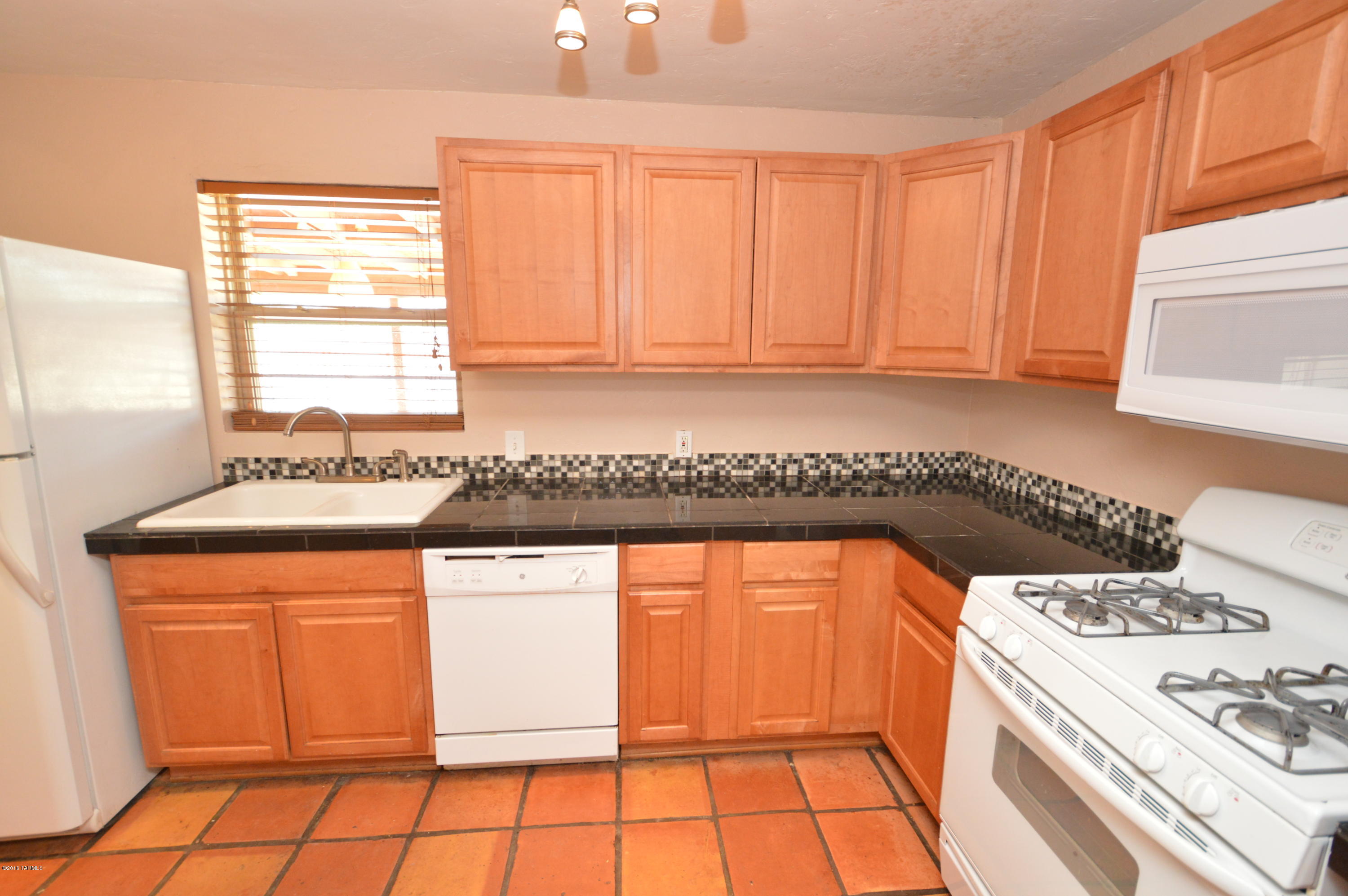 Del Monte Village - Residential Lease