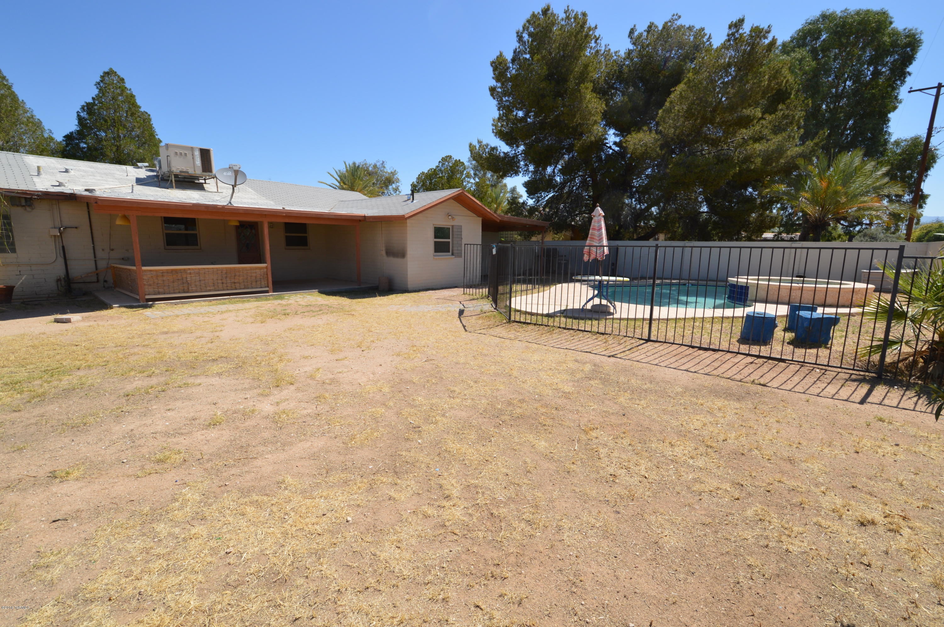 Del Monte Village - Residential Lease