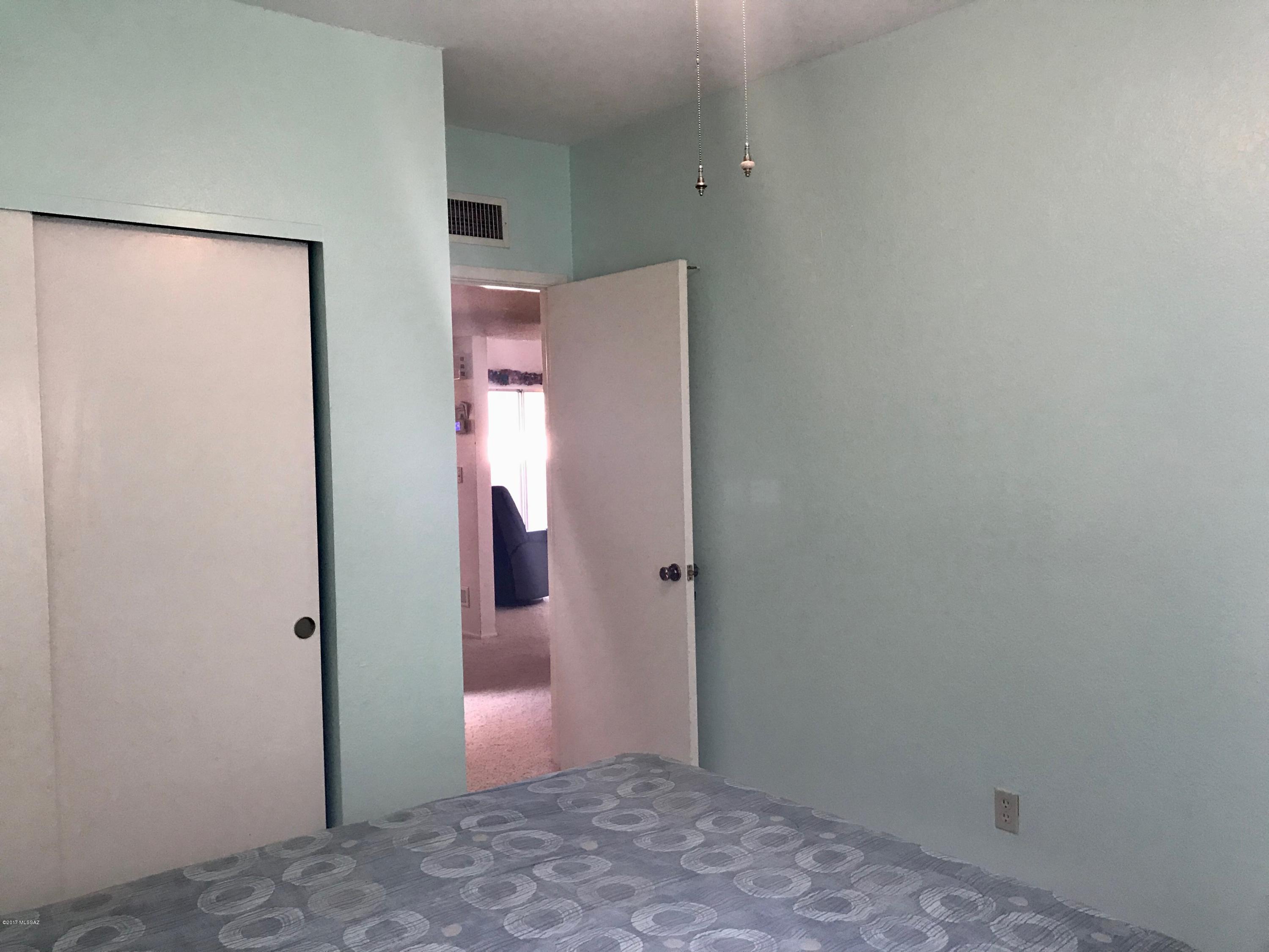 Woodland Villas Condos - Residential