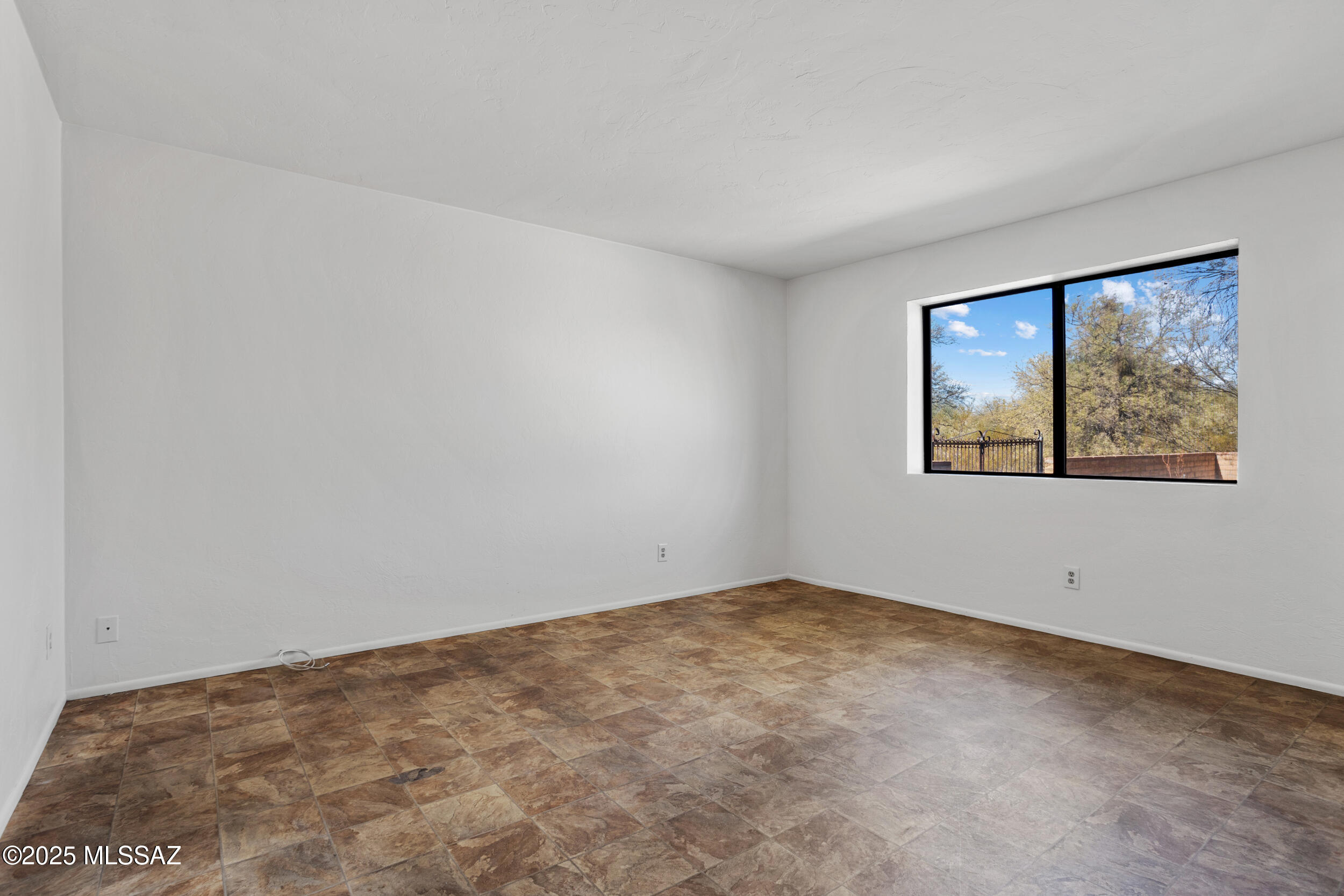 Valle Verde Del Norte (1-100) - Residential