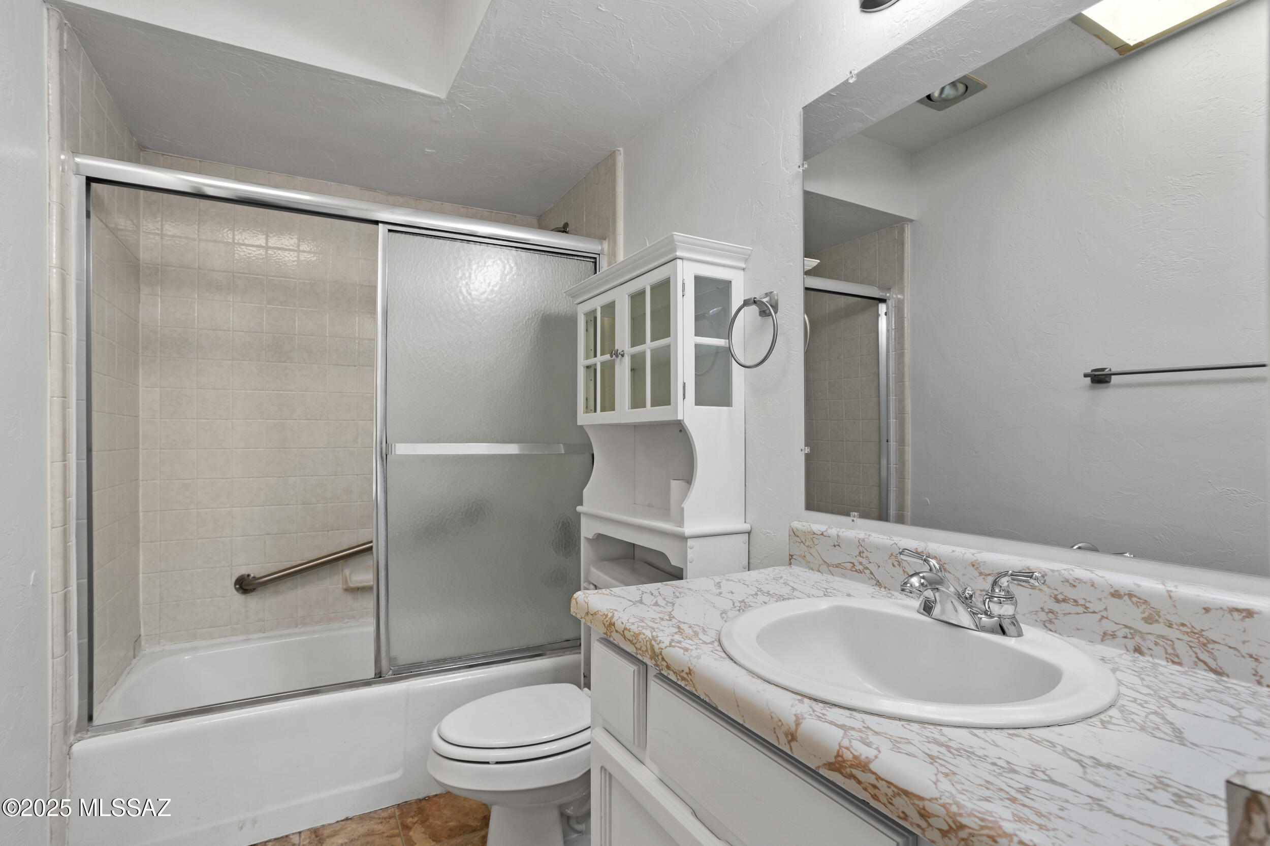 Valle Verde Del Norte (1-100) - Residential