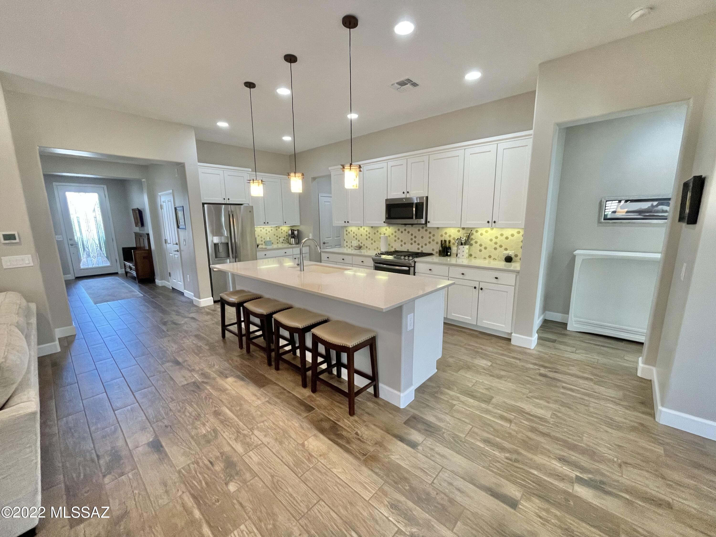 Saddlebrooke Ranch - Residential Lease