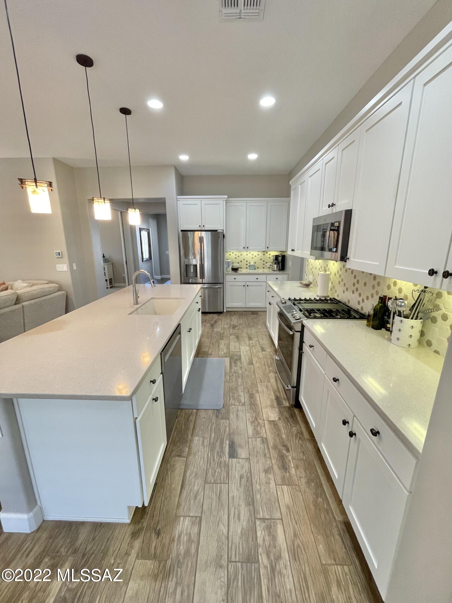 Saddlebrooke Ranch - Residential Lease