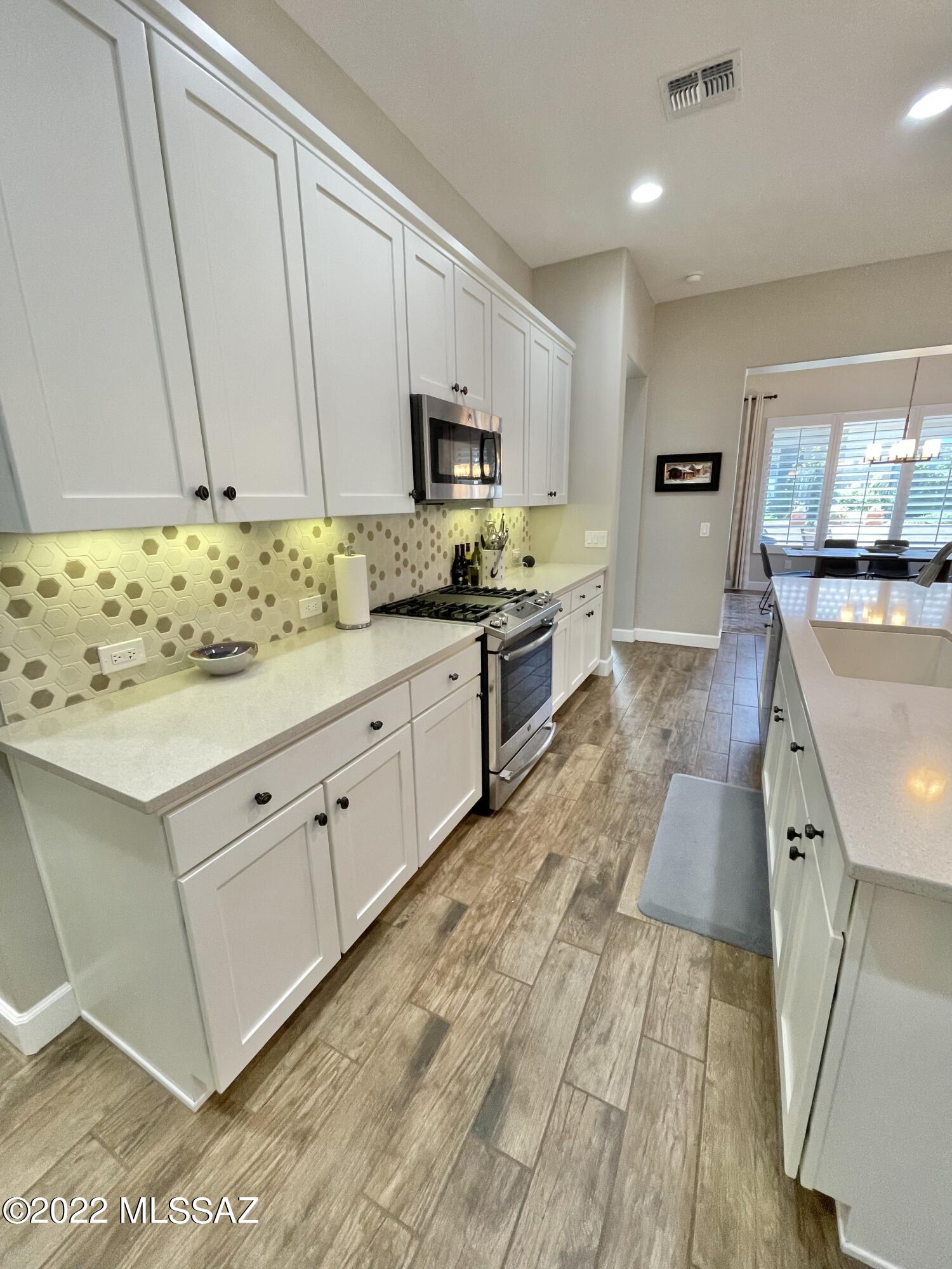Saddlebrooke Ranch - Residential Lease