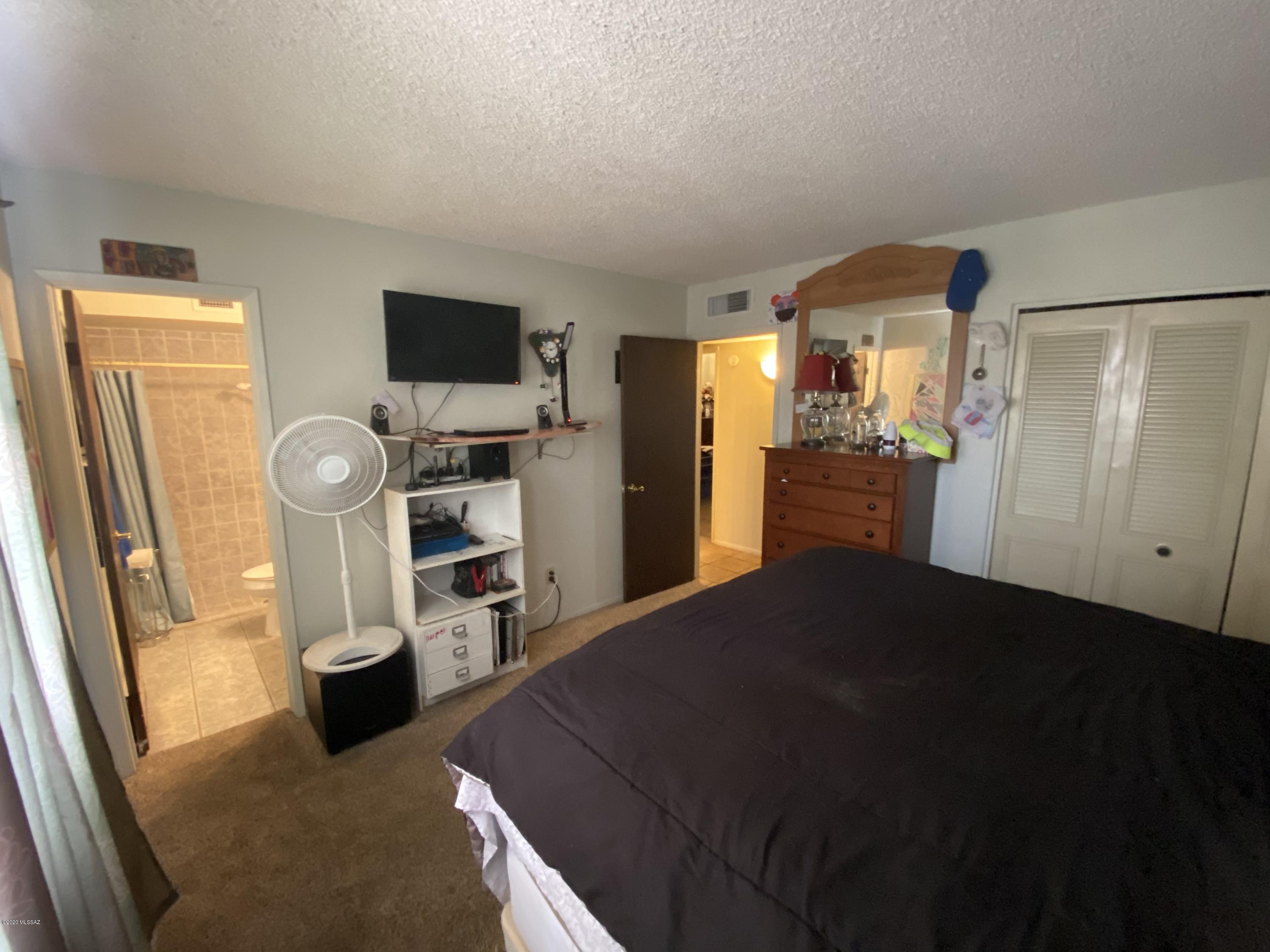 Orangewood Estates (375-439) - Residential