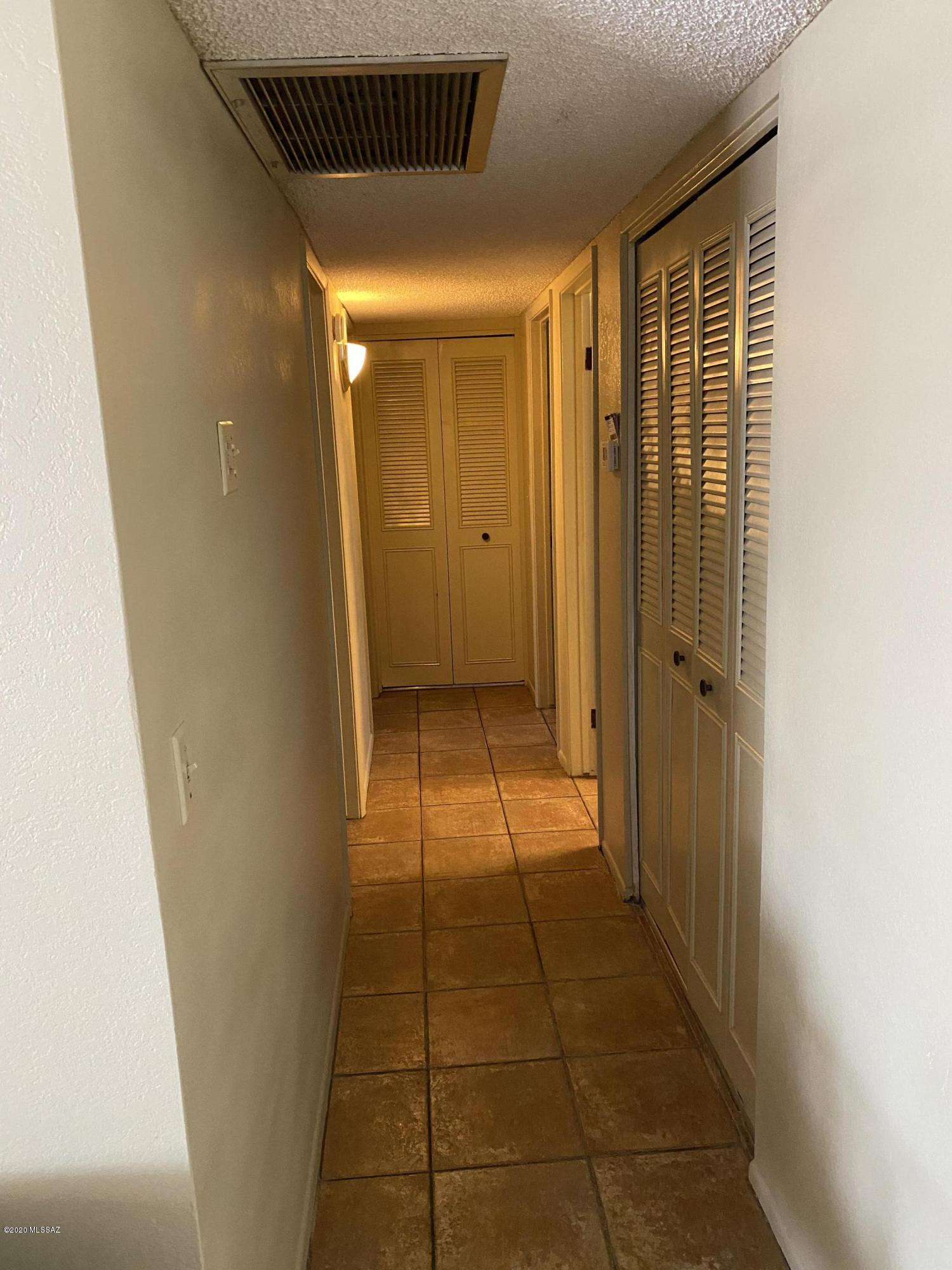 Orangewood Estates (375-439) - Residential