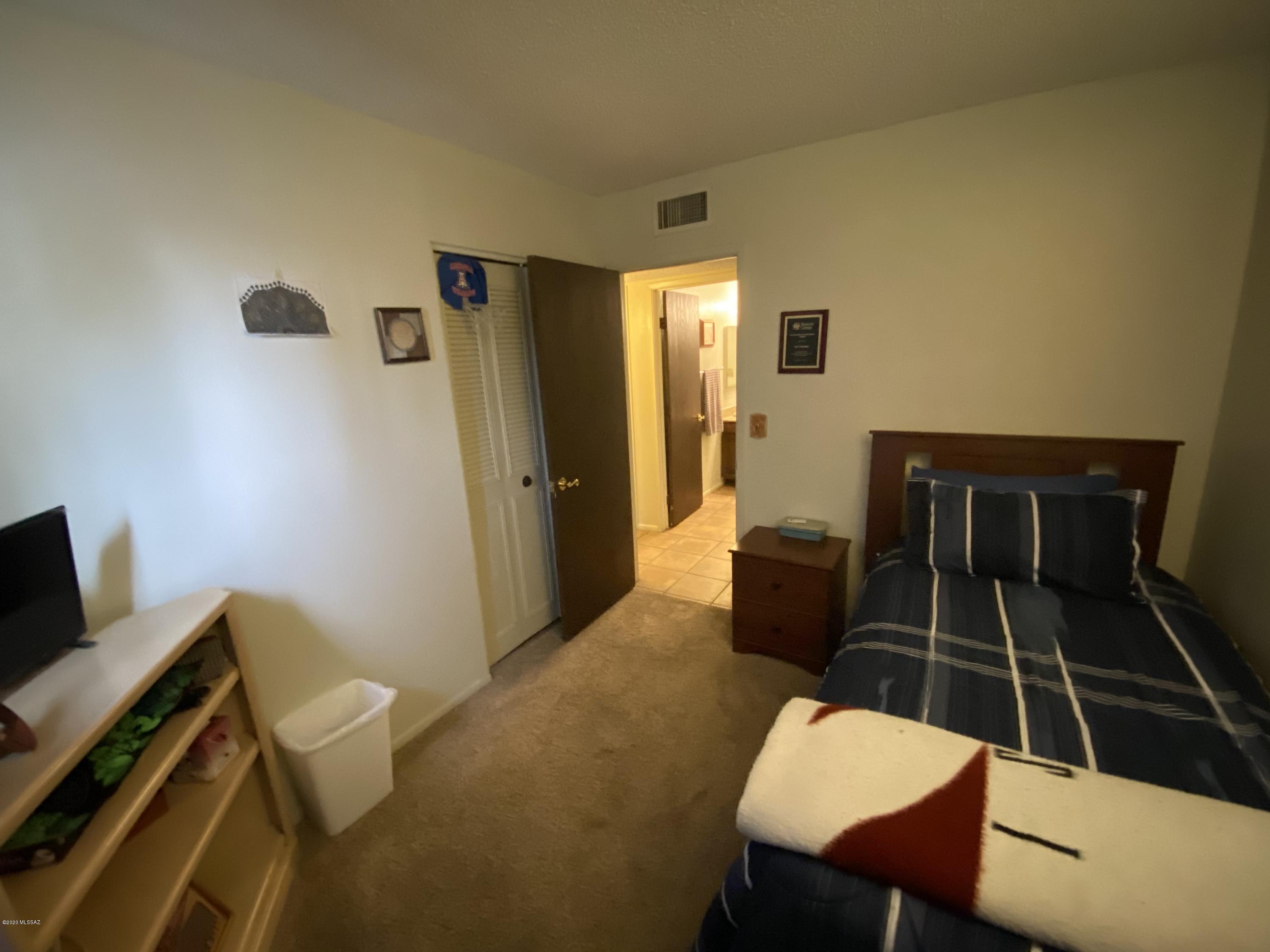 Orangewood Estates (375-439) - Residential
