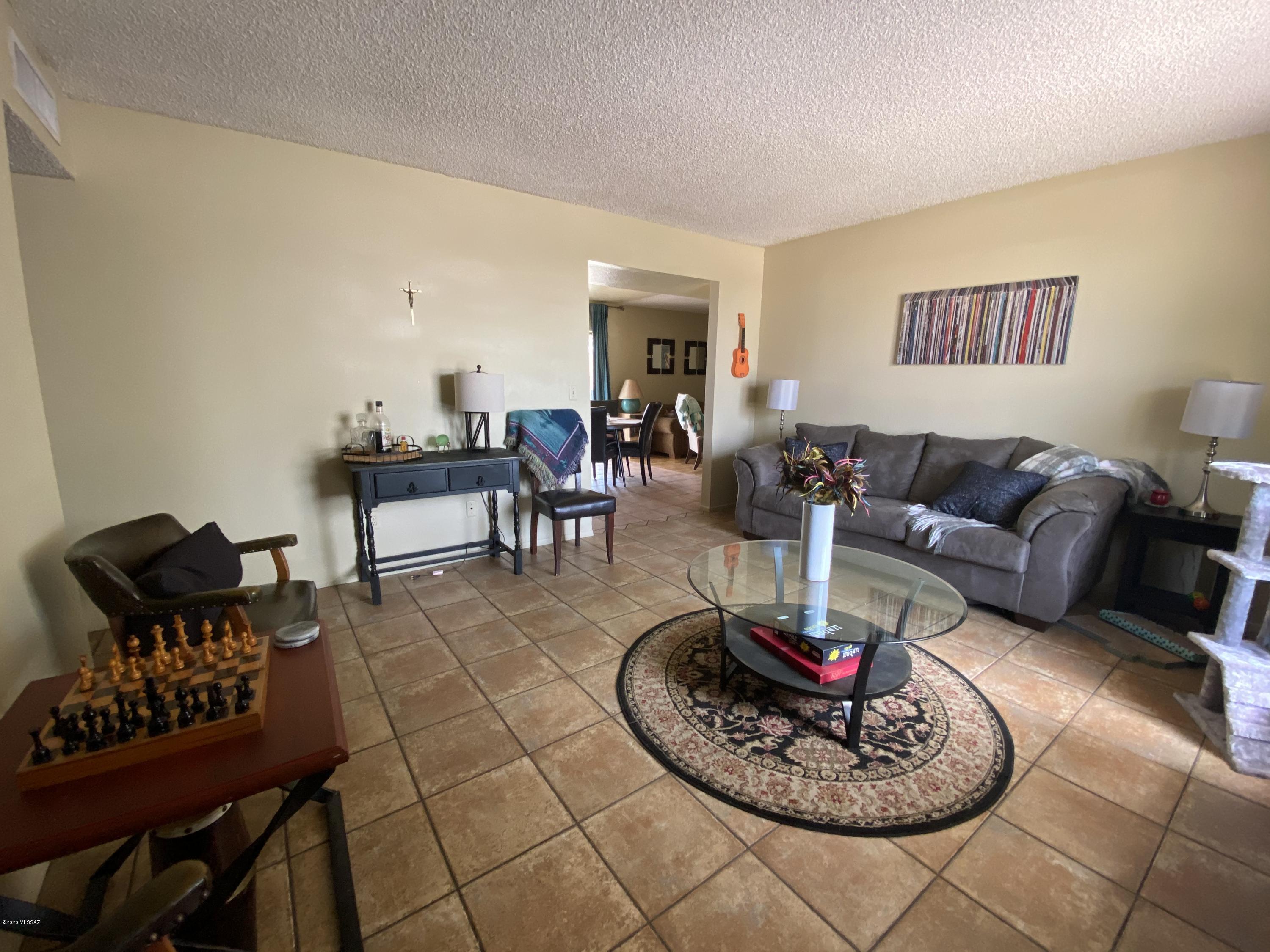 Orangewood Estates (375-439) - Residential