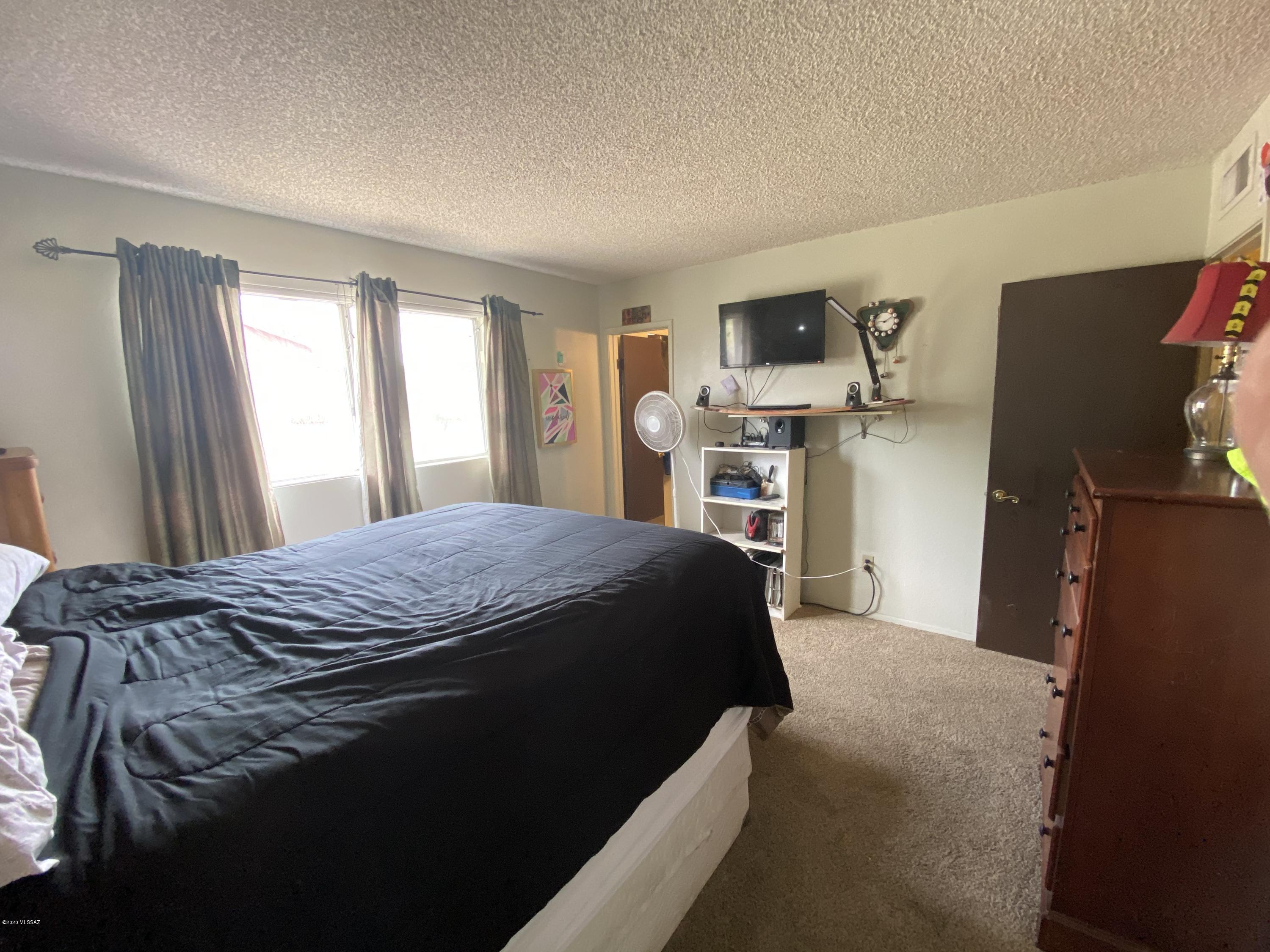 Orangewood Estates (375-439) - Residential