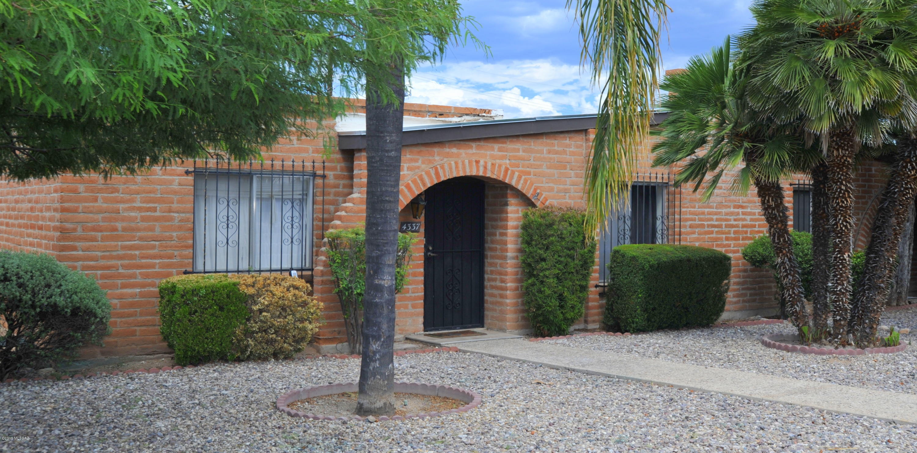 Spanish Village Th - Residential