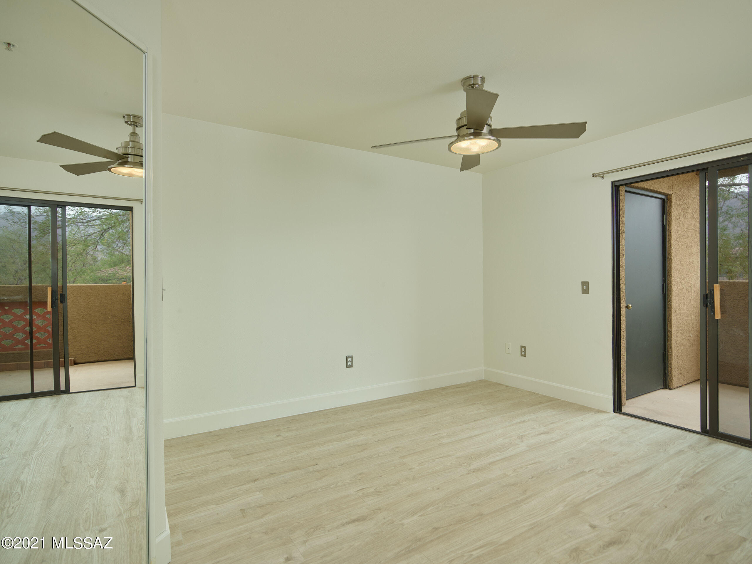 Veranda at Ventana Condominiums - Residential