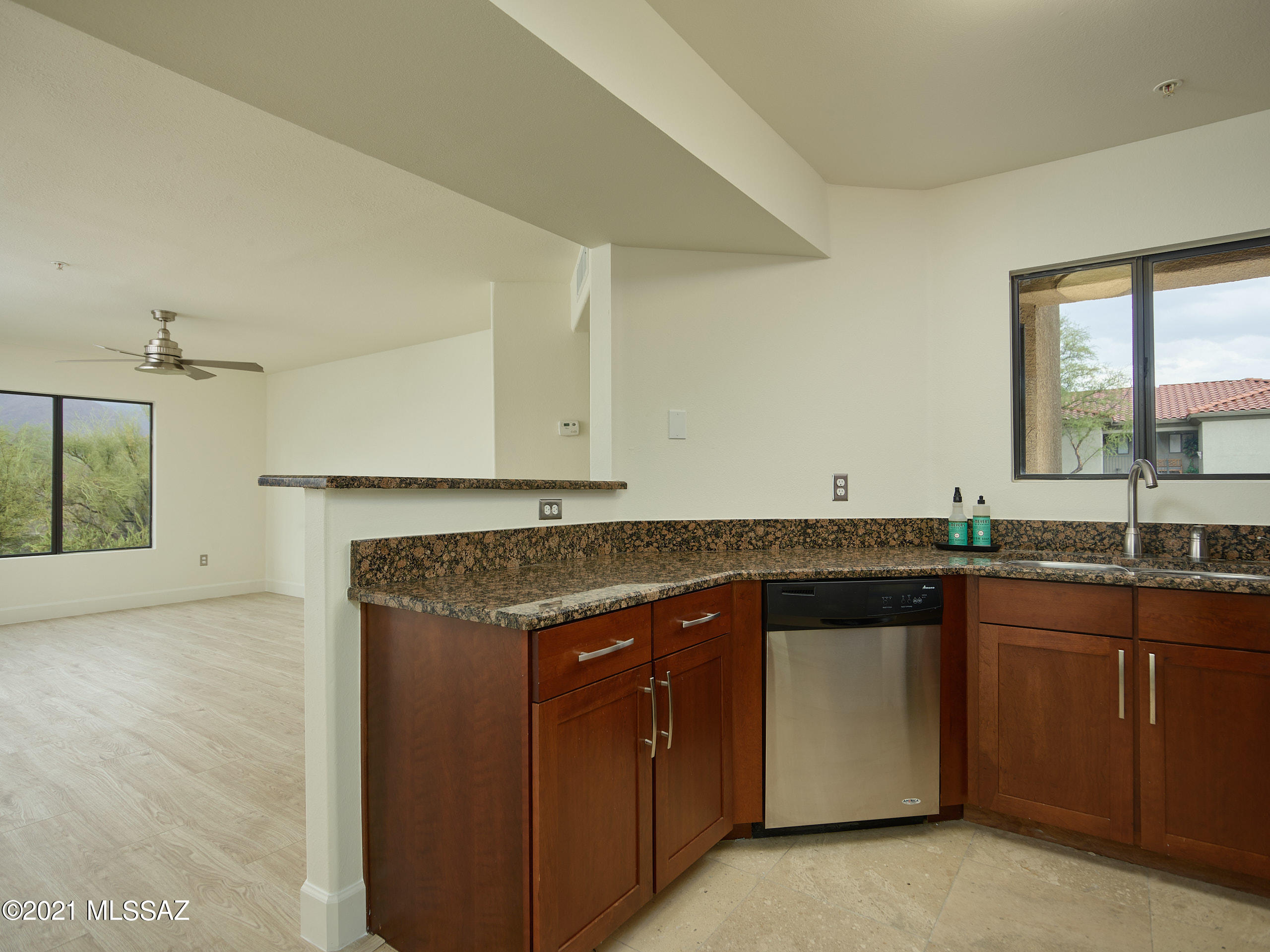 Veranda at Ventana Condominiums - Residential