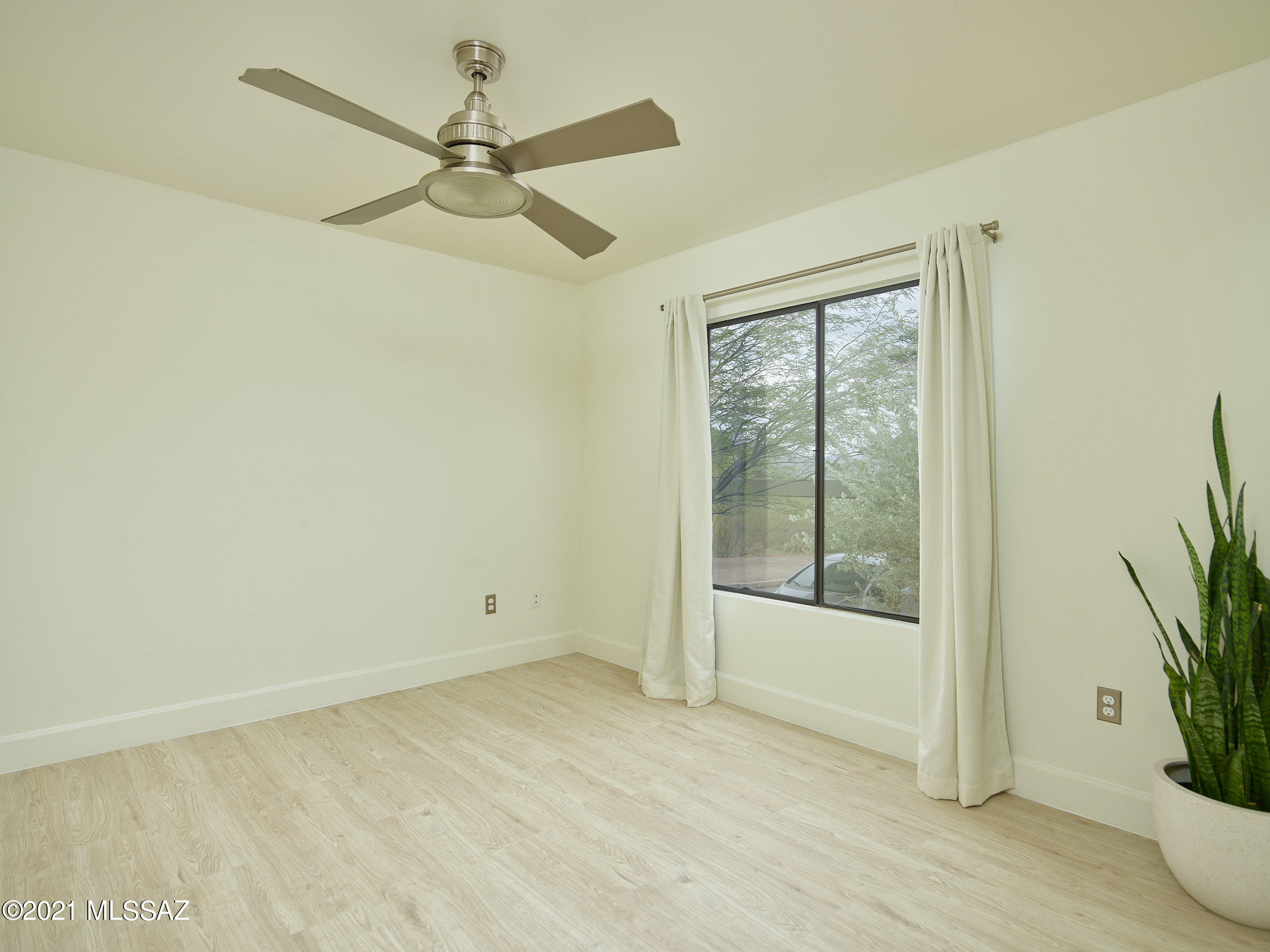 Veranda at Ventana Condominiums - Residential